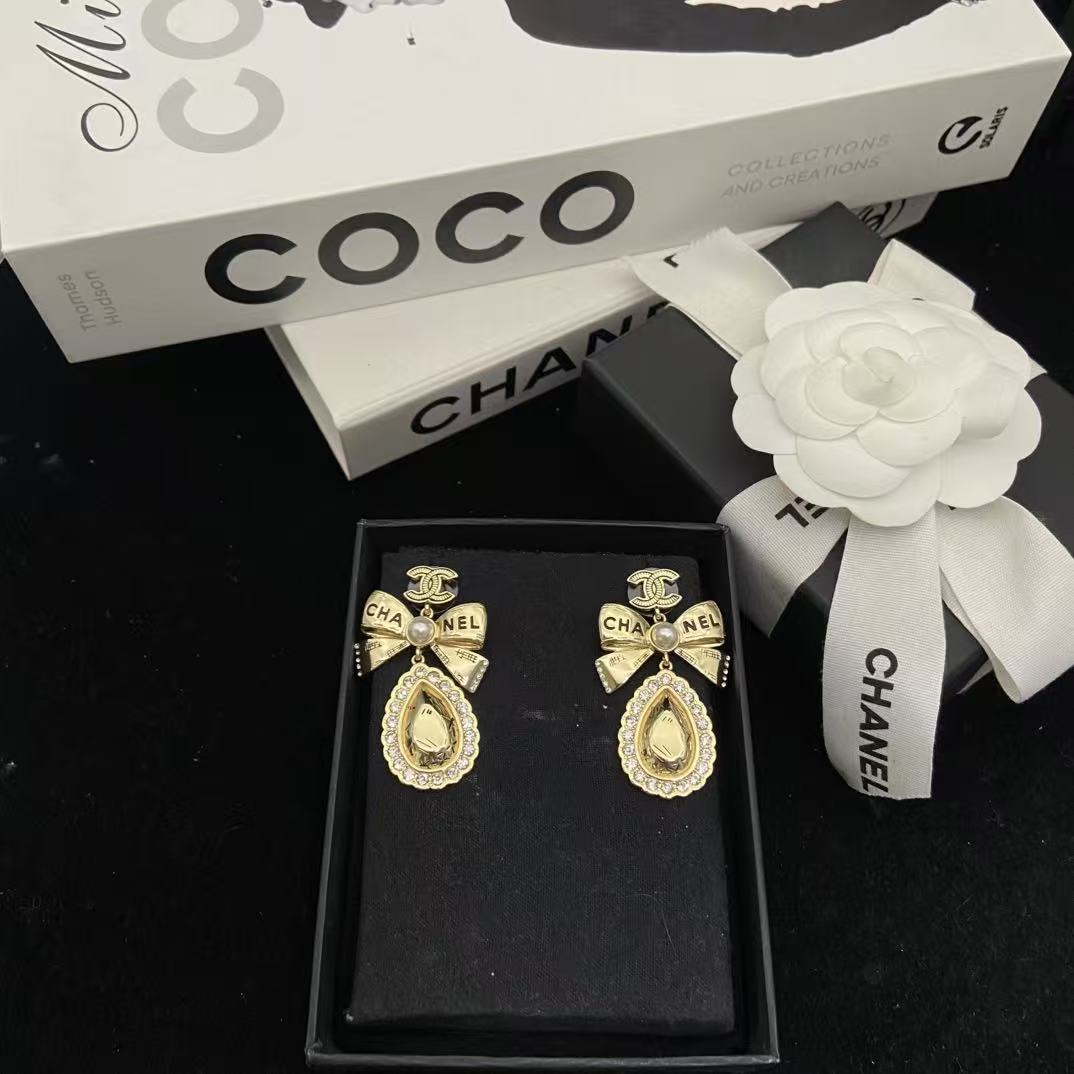 CHANE1 パールダブルCスタッドピアス【50％割引+送料無料】