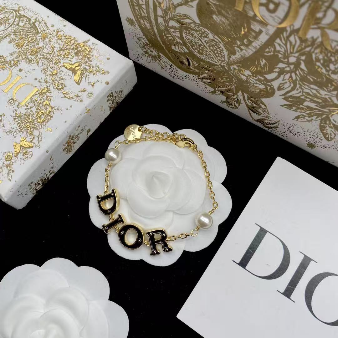 DIOR パール スタッドピアス・ブレスレット・ネックレス 3点セット【 50%割引+送料無料】