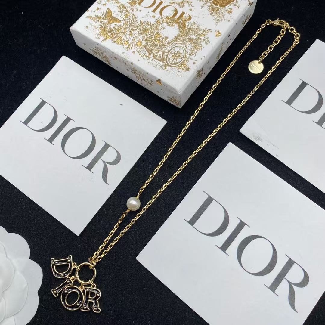 DIOR パール スタッドピアス・ブレスレット・ネックレス 3点セット【 50%割引+送料無料】