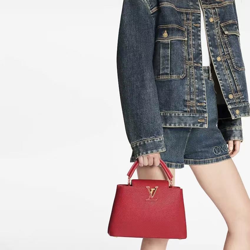 LV Capucinesレザーハンドバッグ【50%割引+送料無料】