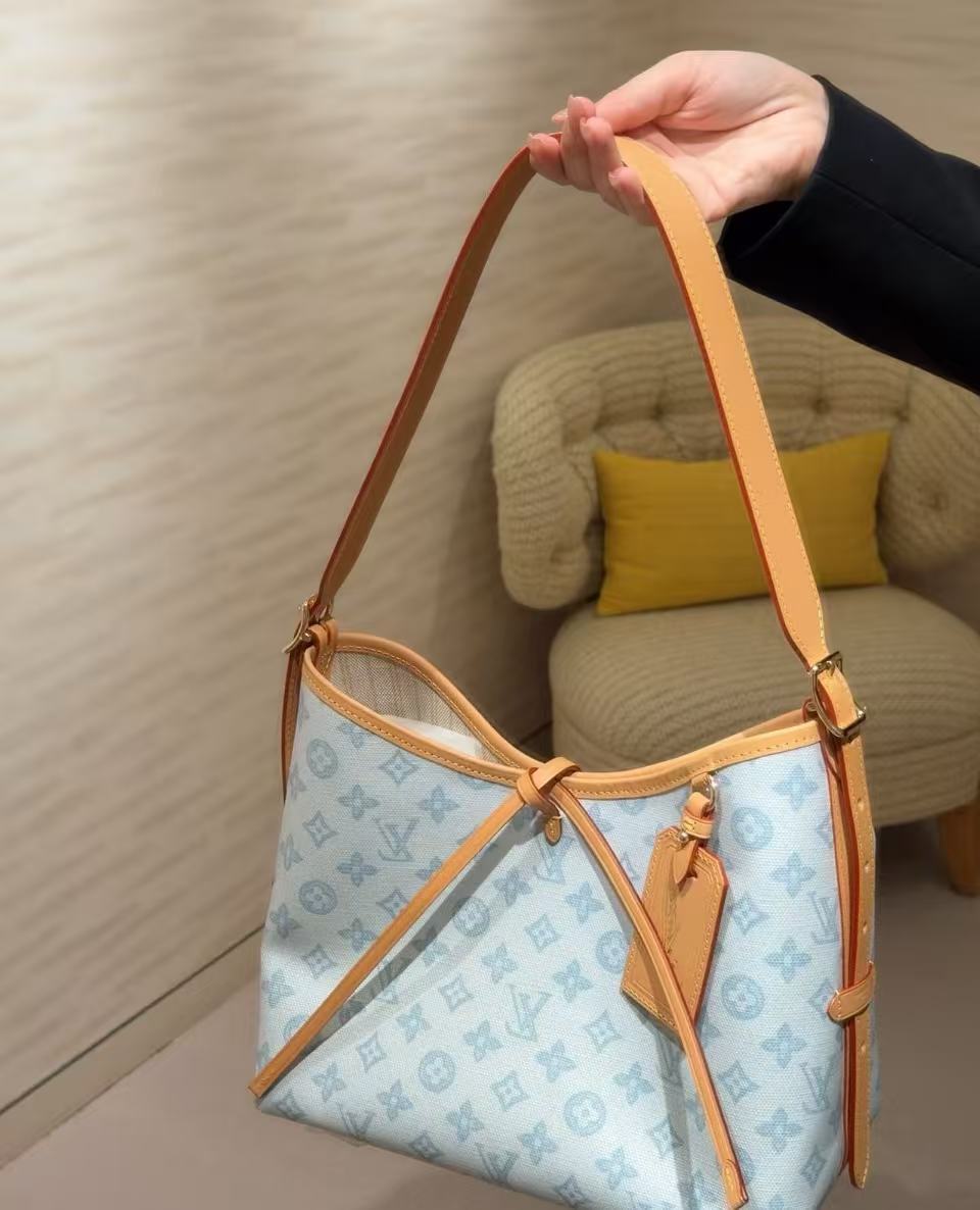 LV Carryallキャンバス地の脇下バッグ【50%割引+送料無料】