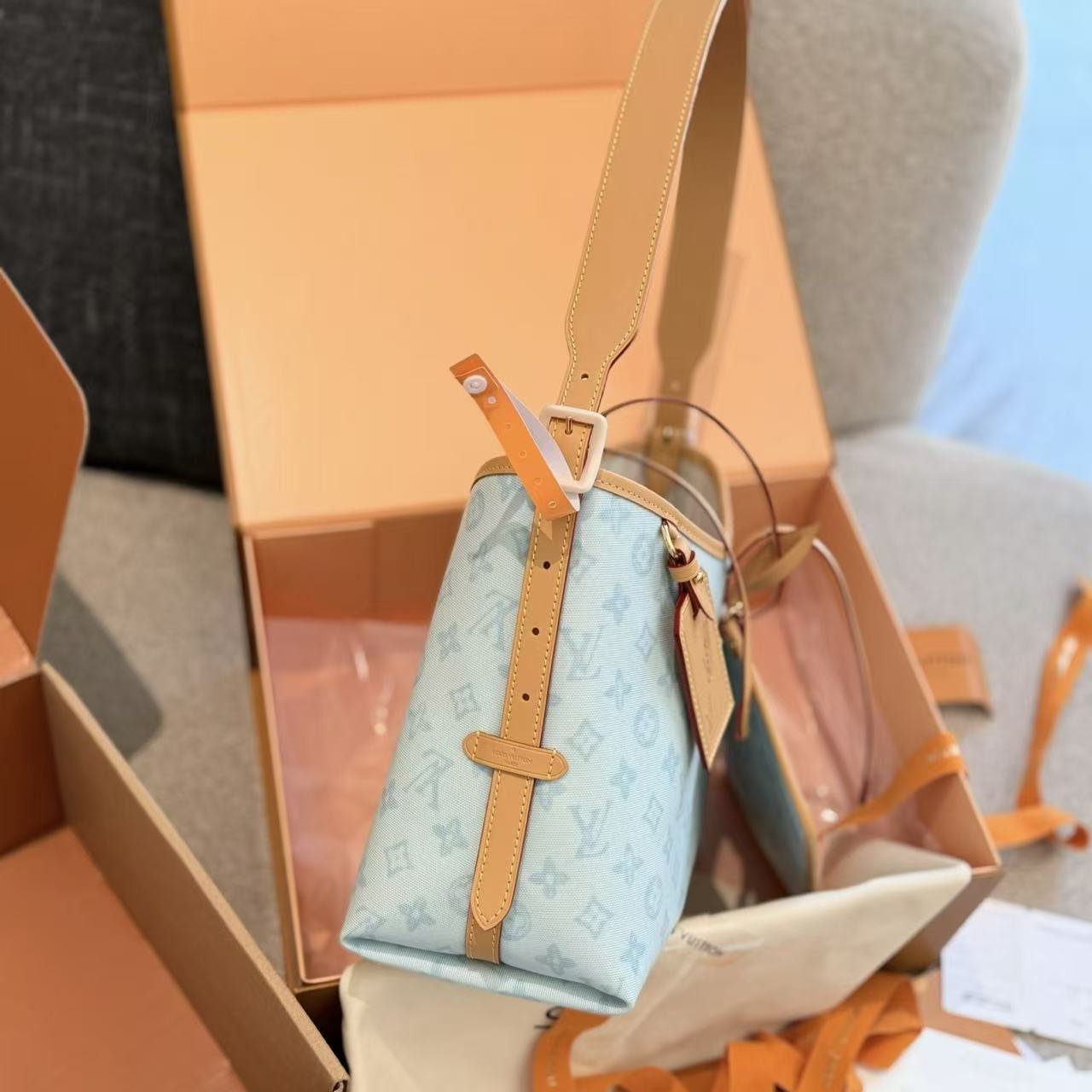 LV Carryallキャンバス地の脇下バッグ【50%割引+送料無料】