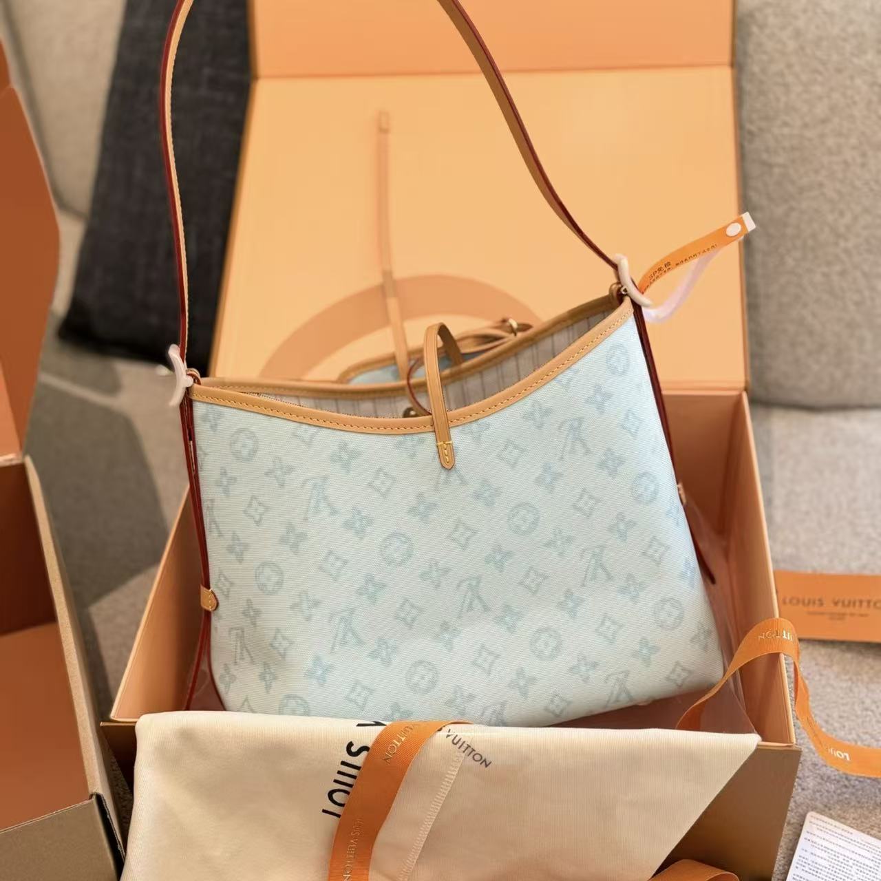 LV Carryallキャンバス地の脇下バッグ【50%割引+送料無料】