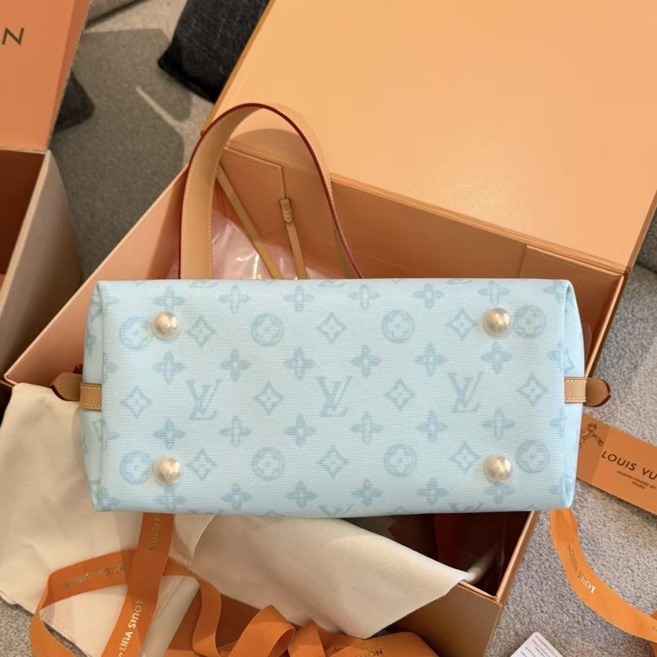 LV Carryallキャンバス地の脇下バッグ【50%割引+送料無料】