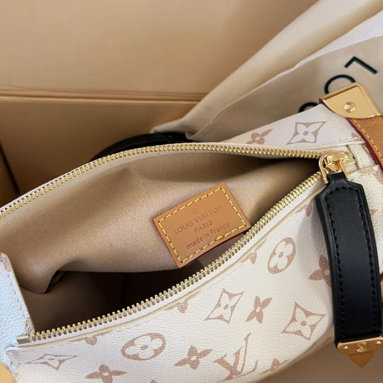 LV 新作プリントショルダーバッグ【50%割引+送料無料】