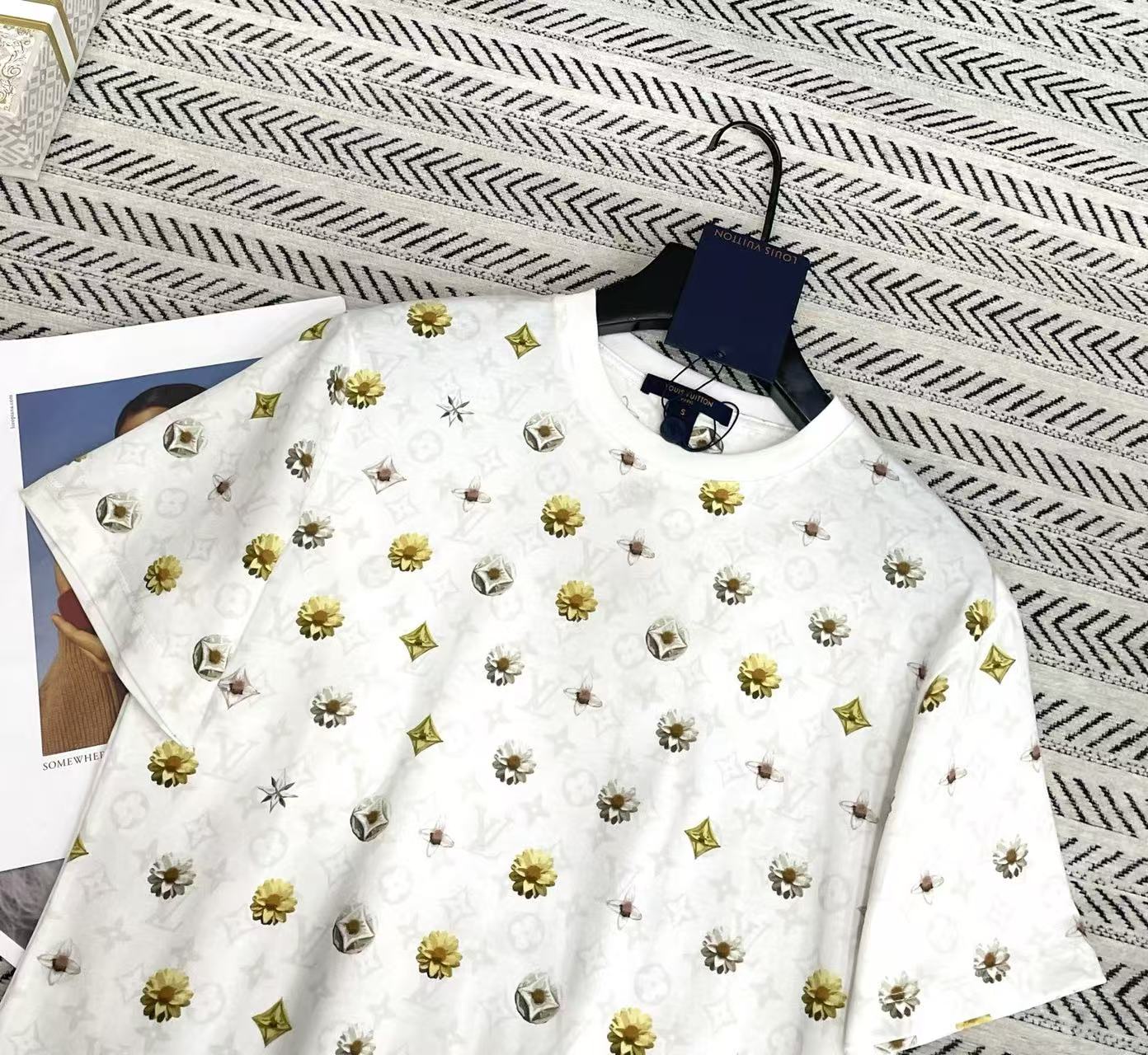 LVプリントTシャツ【50%割引+送料無料】