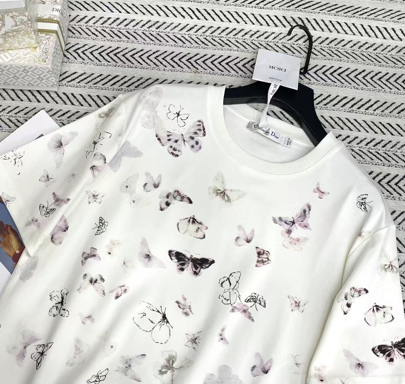 DIOR バタフライ Tシャツ【50%割引+送料無料】
