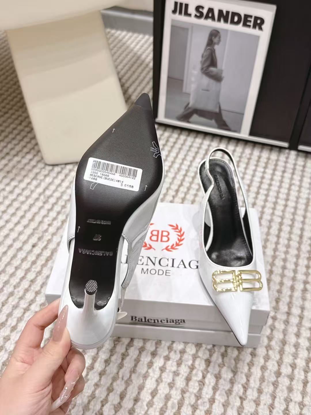 BALENC1AG 高品質パテントレザーハイヒール【50%割引+送料無料】