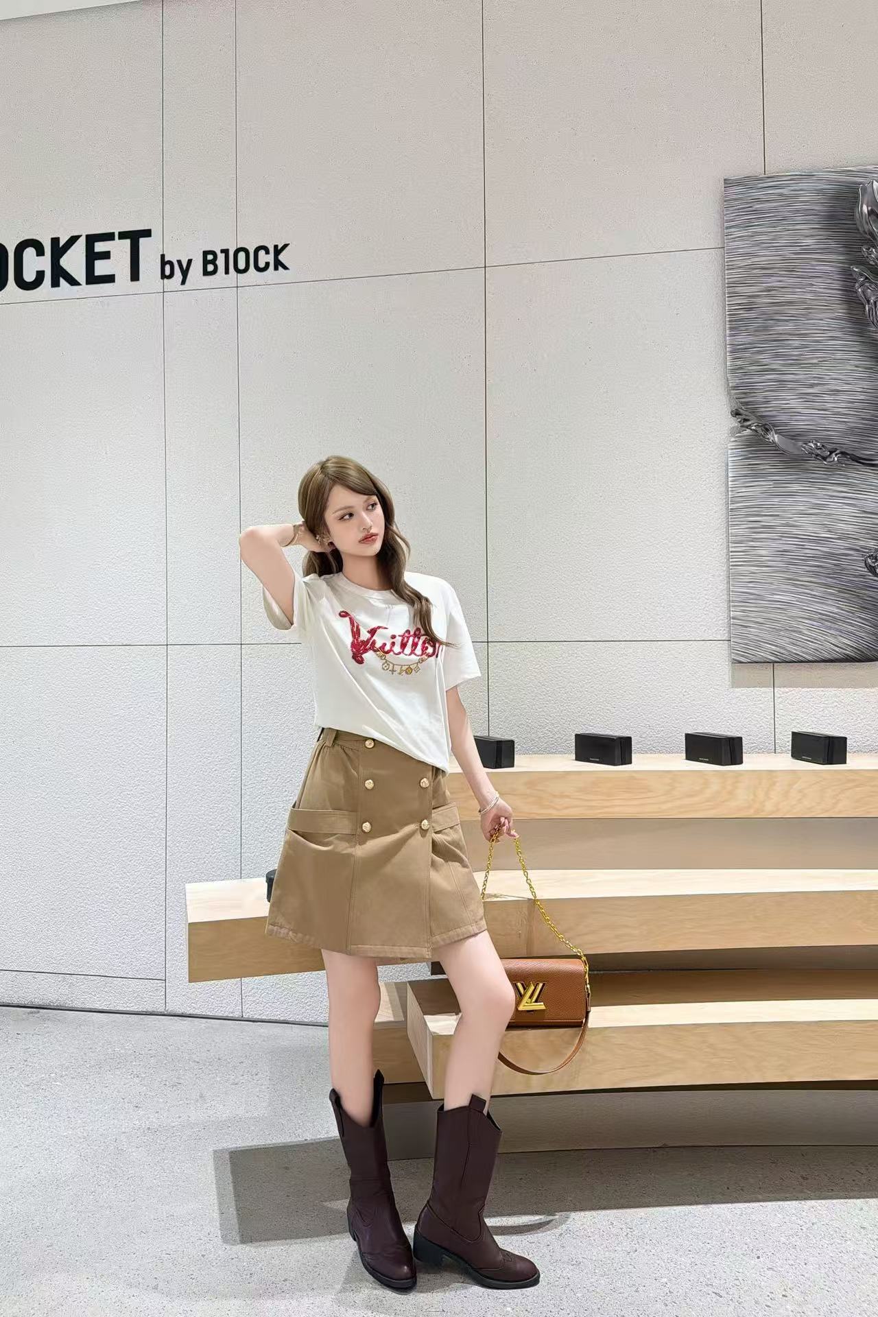 LVレターTシャツ【50％割引+送料無料】