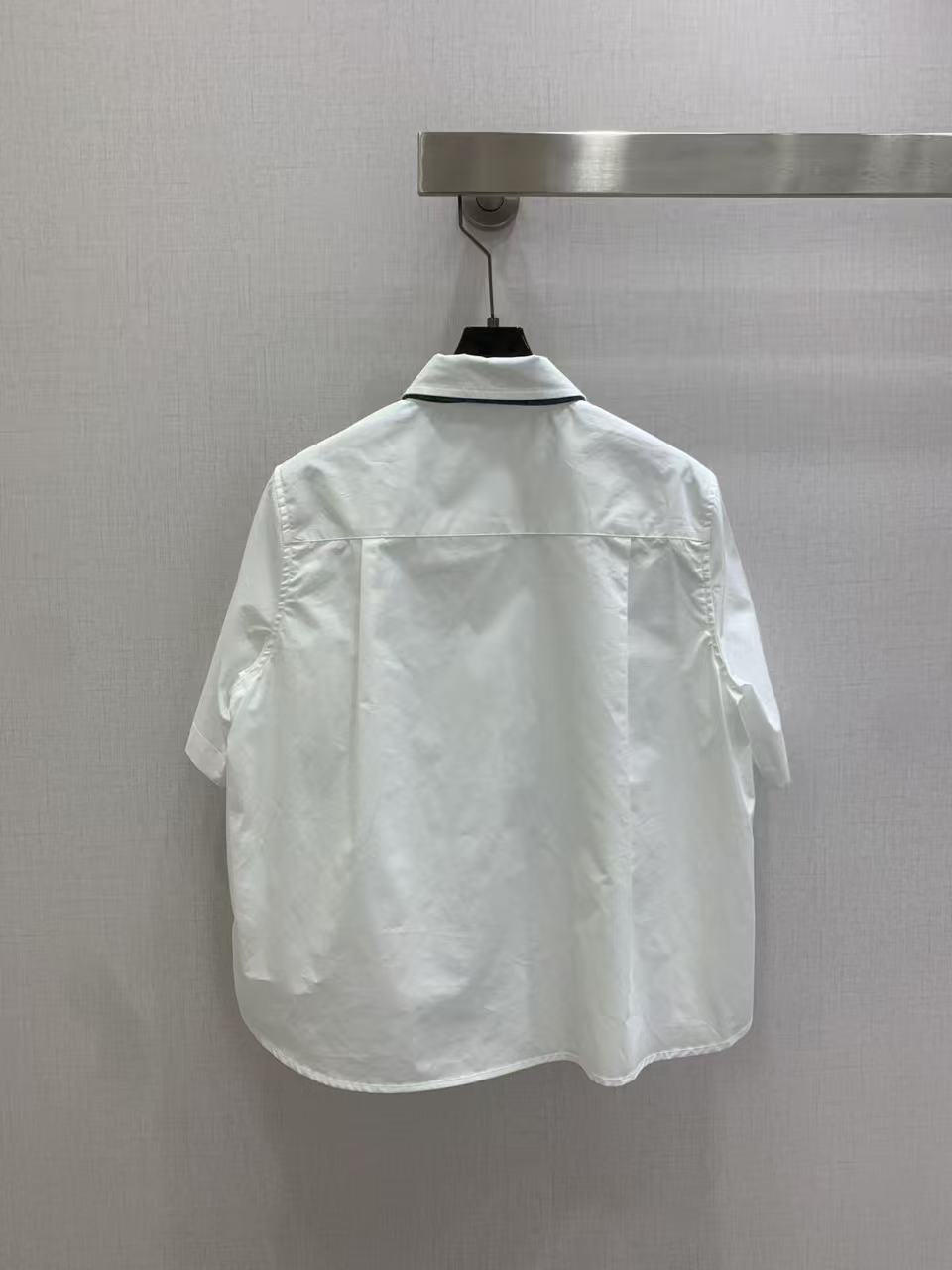 DIOR タイ付き刺繍シャツ【50％割引+送料無料】