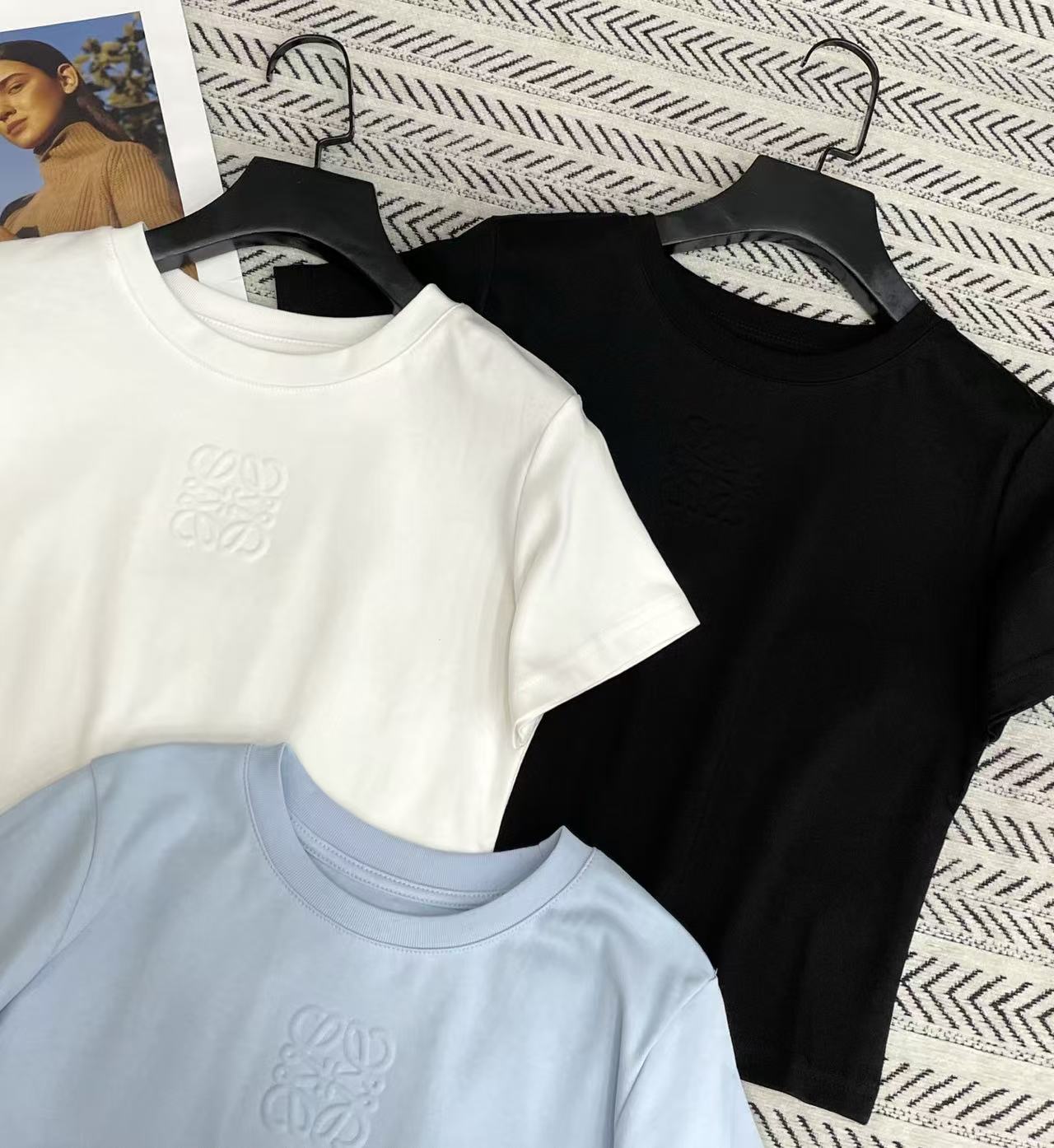 L0WEW 刺繍ロゴTシャツ【50%割引+送料無料】