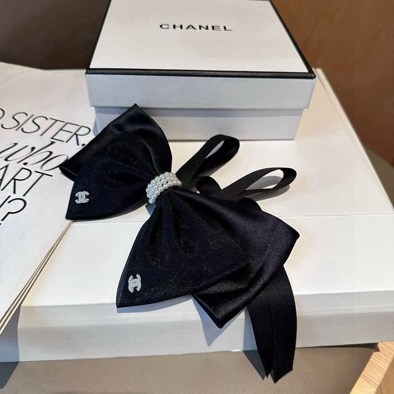 CHANE1 ベルベットパールヘアクリップ【50％割引+送料無料】