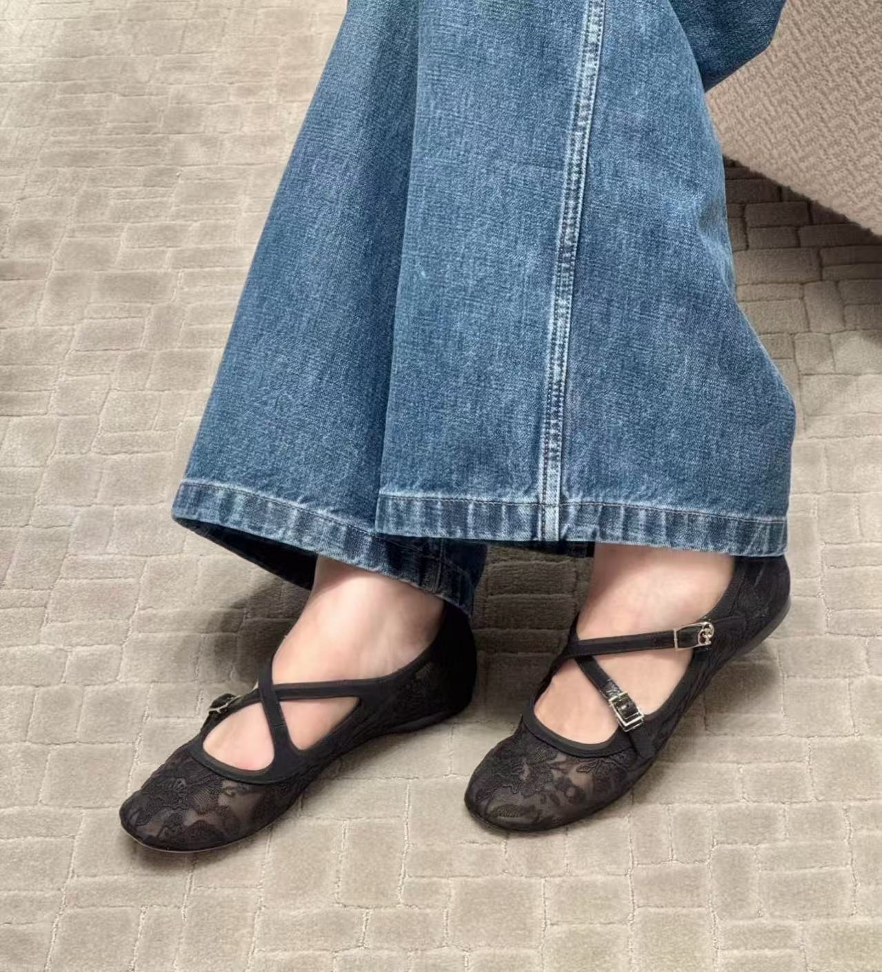 DIOR 上質なレースのフラットシューズ【50％割引+送料無料】