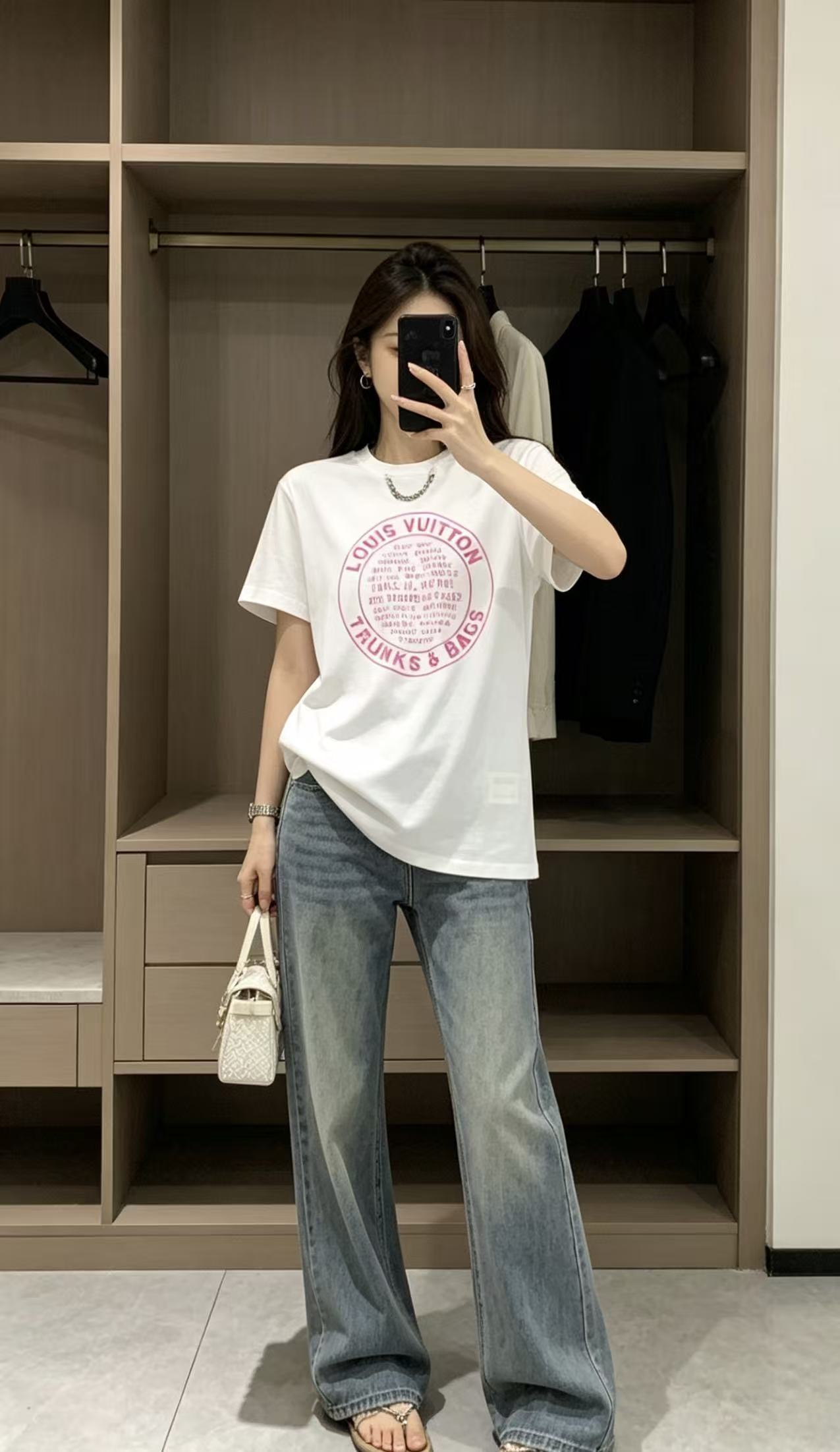 LVレターチェーンTシャツ【50％割引+送料無料】