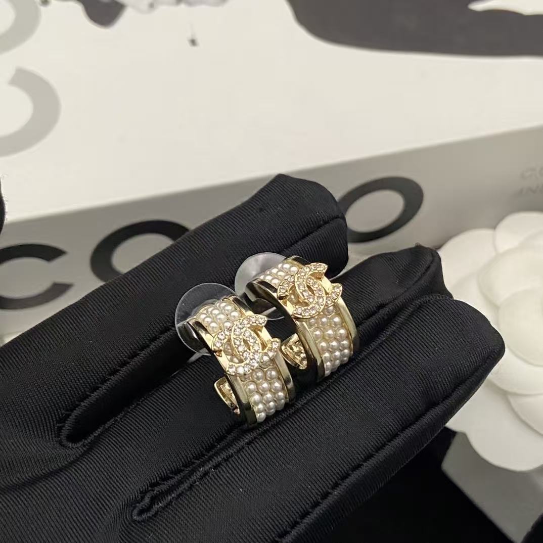 CHANE1 ダブルCパールフープピアス【50%割引+送料無料】
