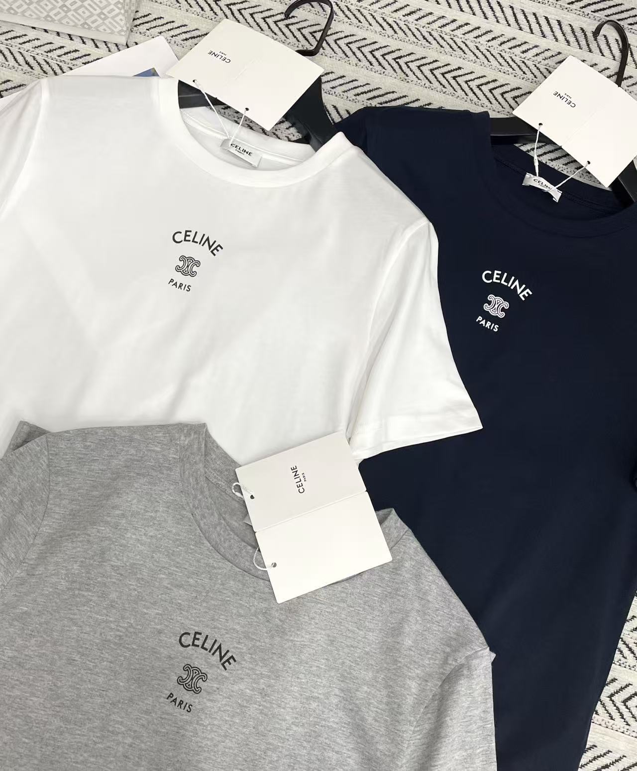 CEL1NE 凱旋門レターTシャツ【50%割引+送料無料】