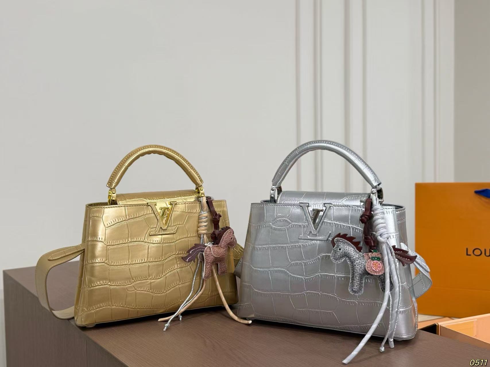 LV Capucinesハンドバッグ【 50％割引+送料無料】