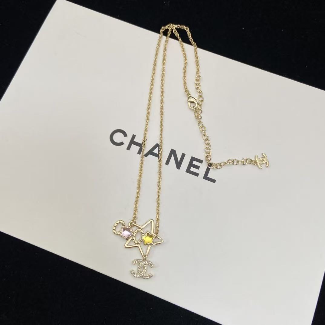 CHANE1 ダブルC 五芒星イヤリング＋ネックレス ツーピースセット【50％割引+送料無料】