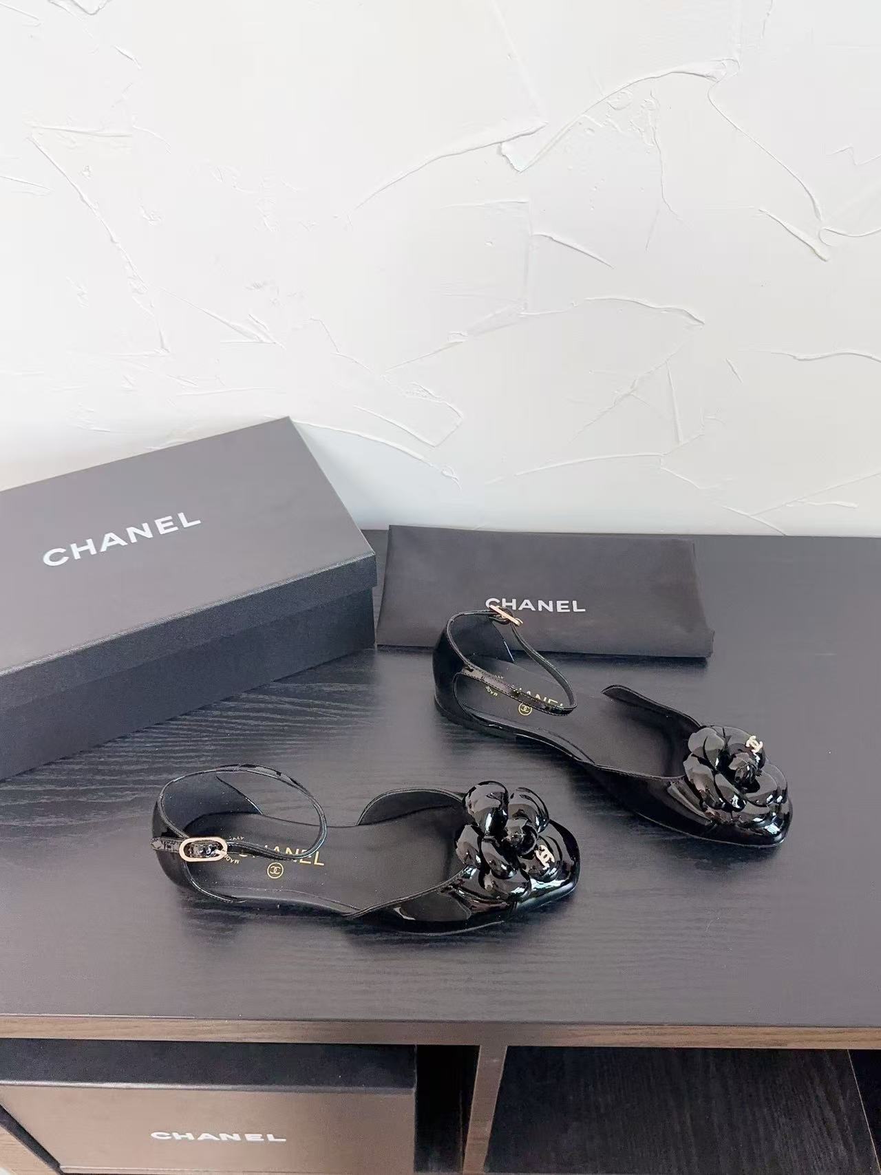 CHANE1 高品質カメリアフラットシューズ【50％割引+送料無料】