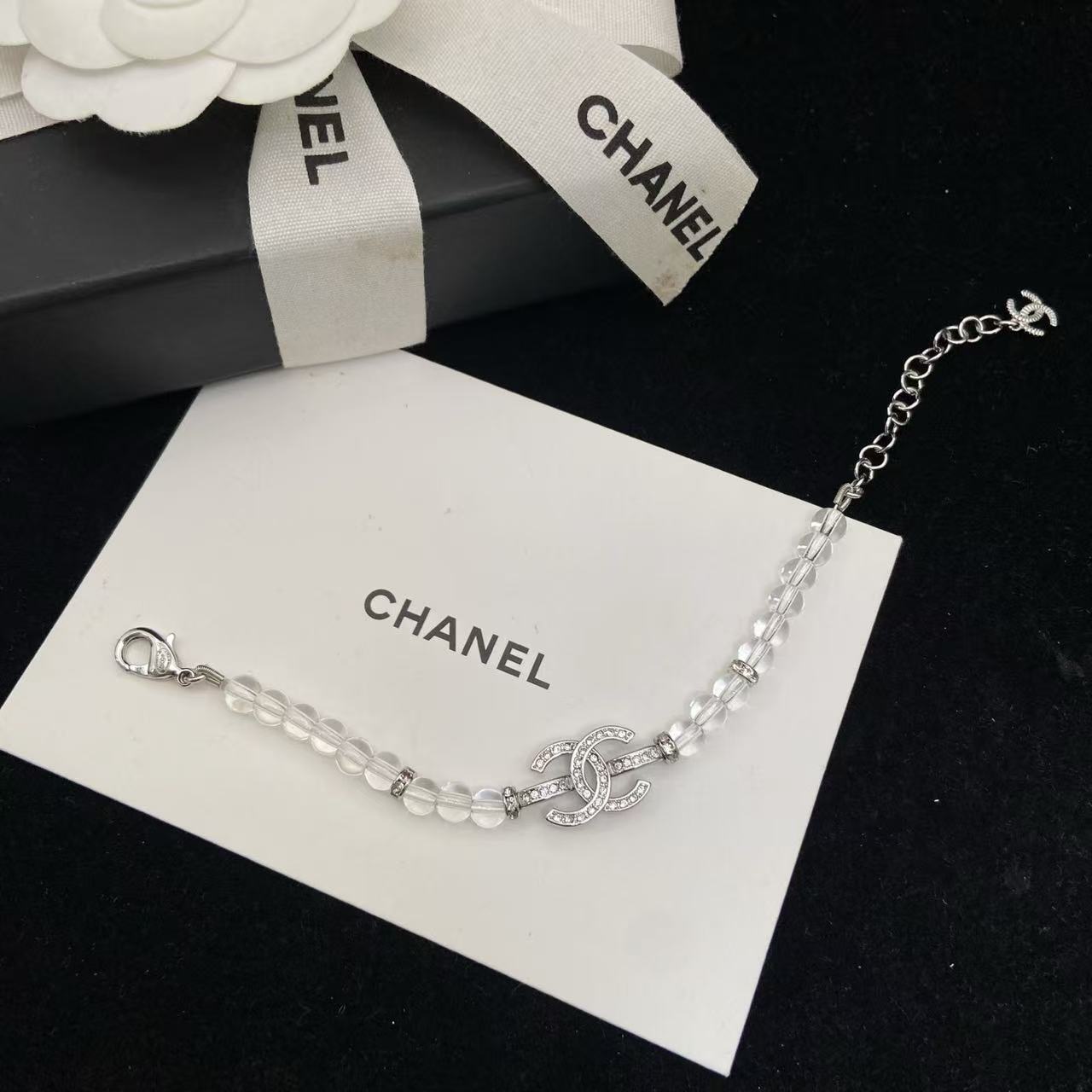 CHANE1 ダブルC 透明ビーズブレスレット【50%割引+送料無料】