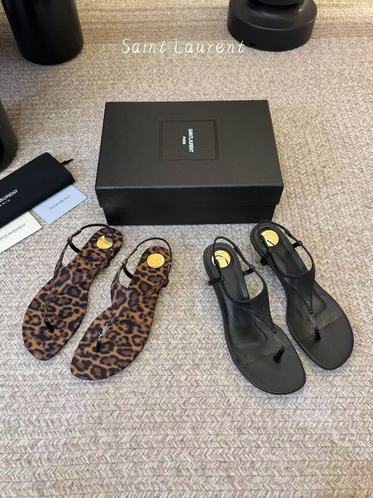 YSL 高品質シンプルロゴフラットサンダル【50％割引+送料無料】