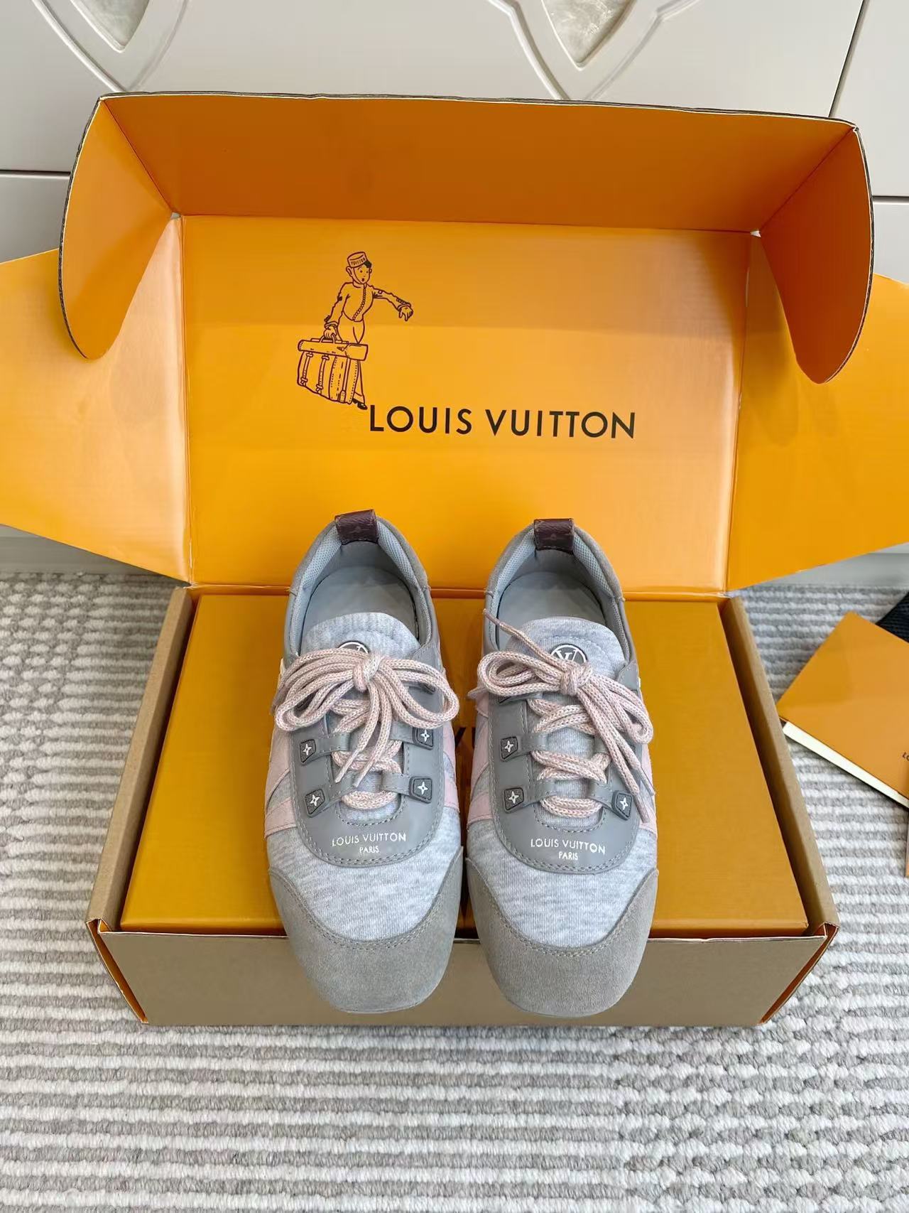 LV 高品質レースアップカジュアルシューズ【50%割引+送料無料】