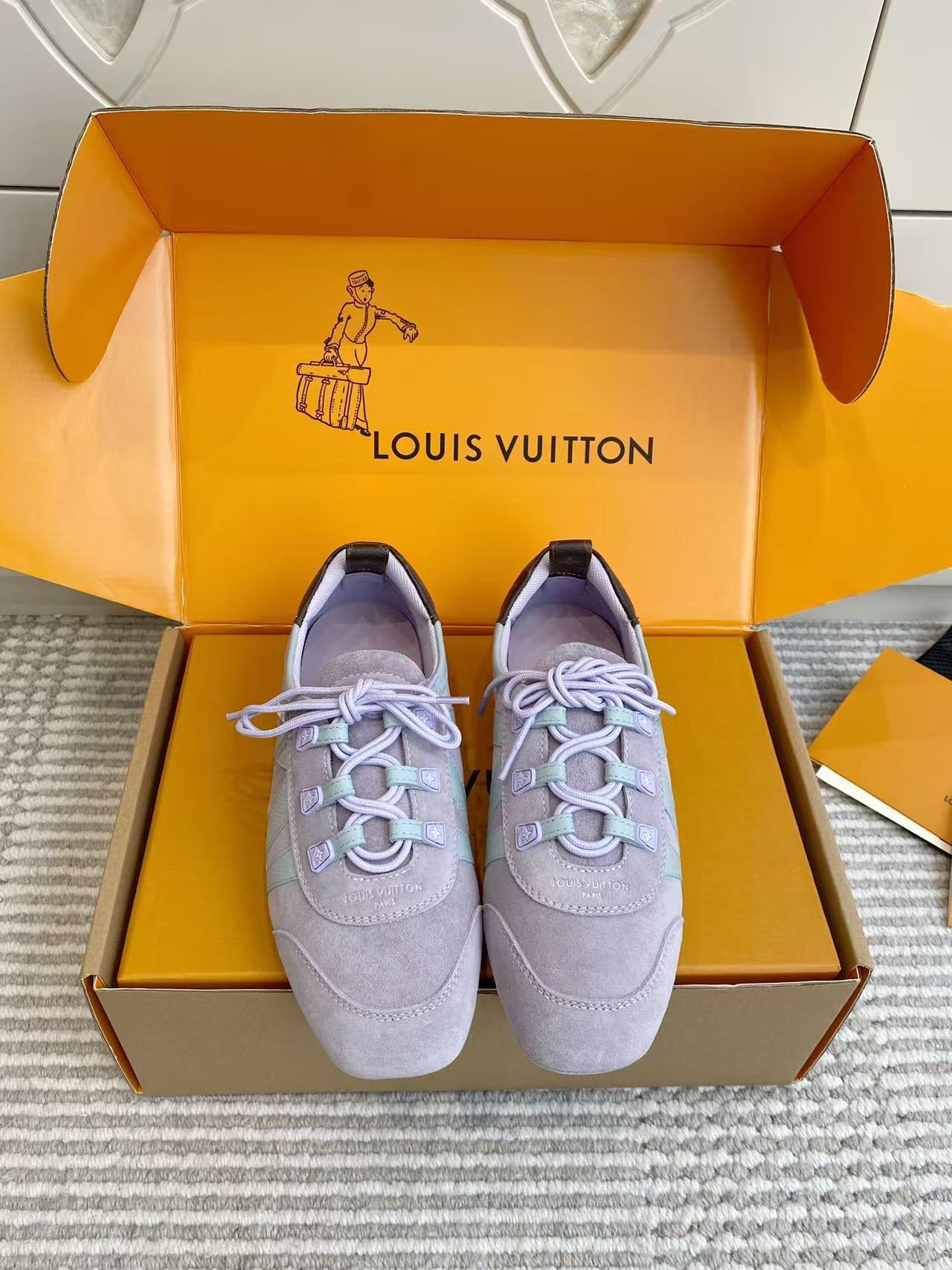 LV 高品質レースアップカジュアルシューズ【50%割引+送料無料】
