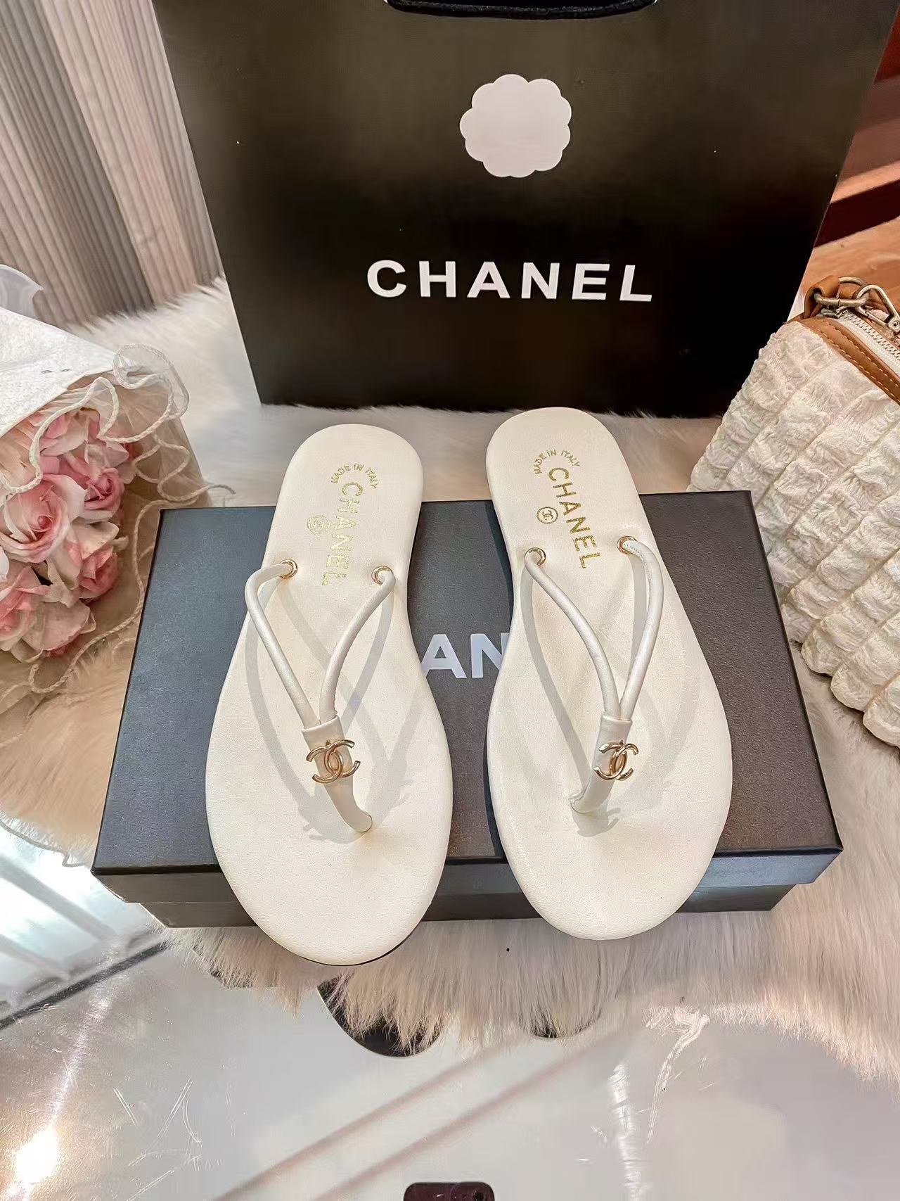 CHANE1 シンプルダブルCスリッパ【50％割引+送料無料】