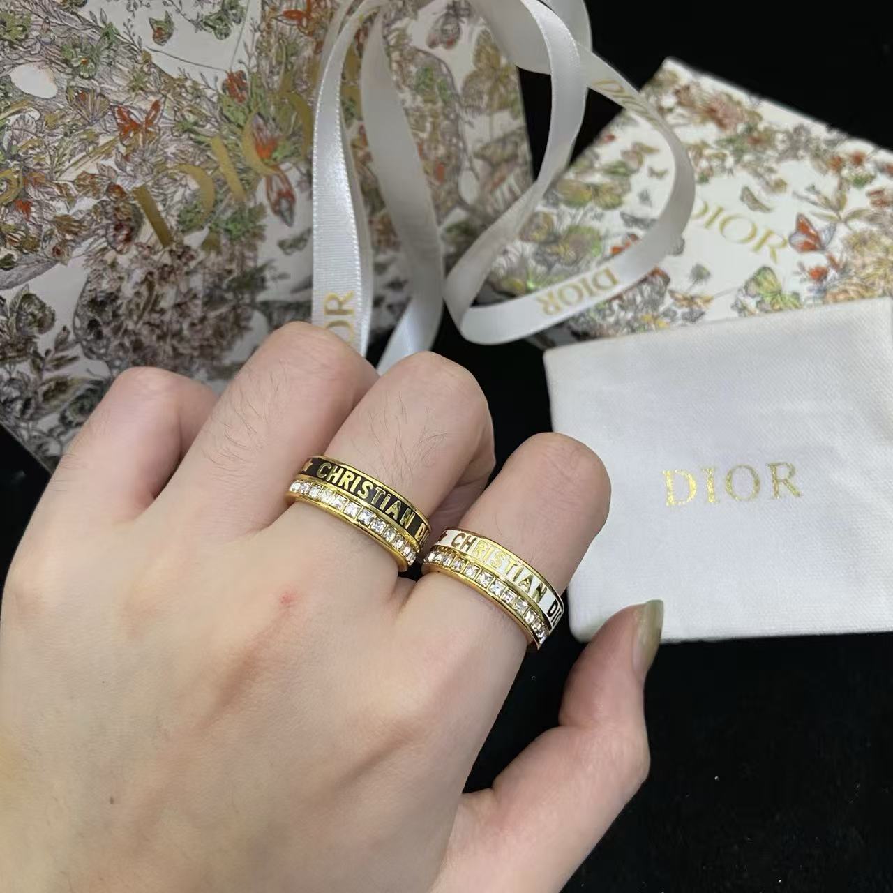 DIOR ダイヤモンド アルファベット リング【50％割引+送料無料】