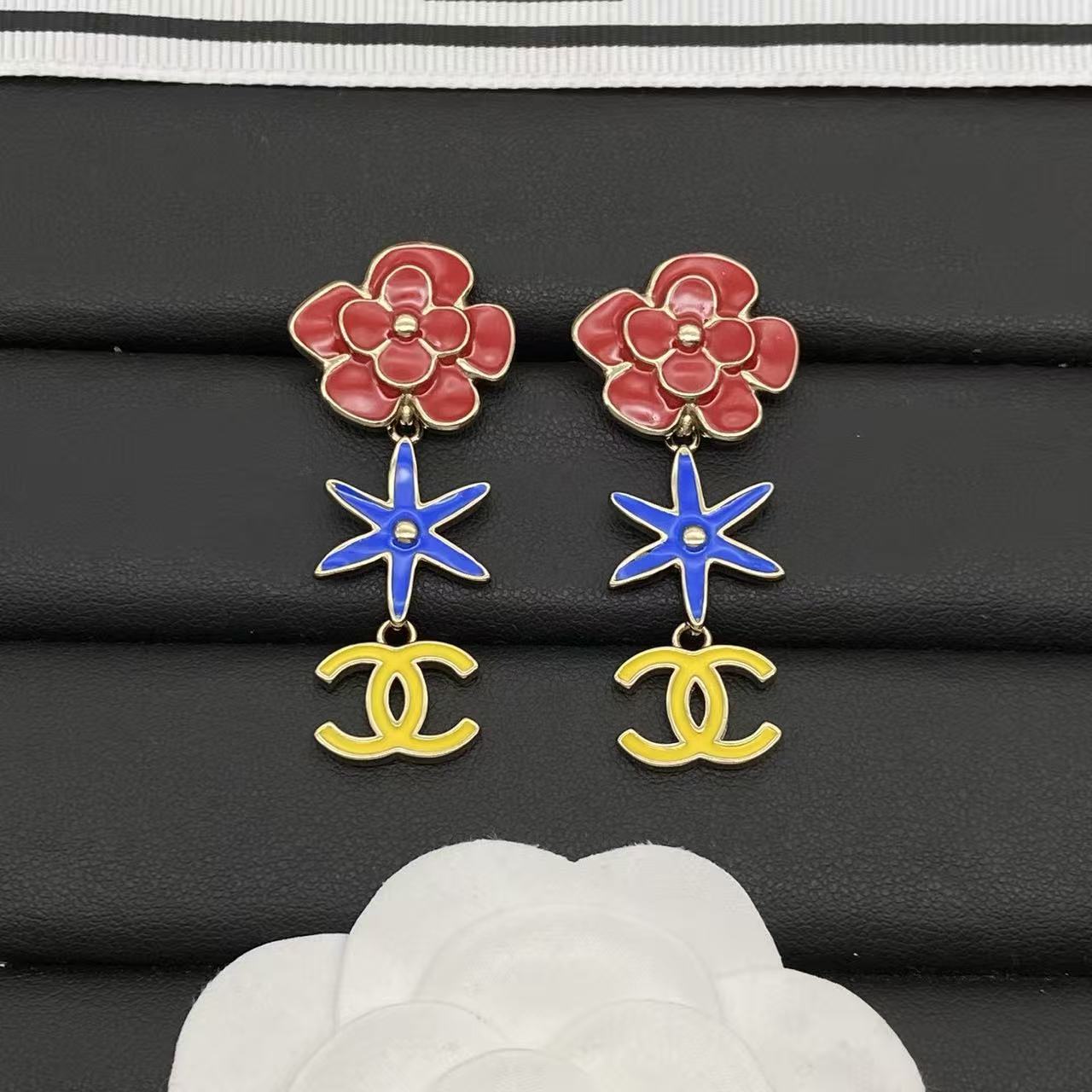 CHANE1 ダブルCフラワースターピアス【50％割引+送料無料】