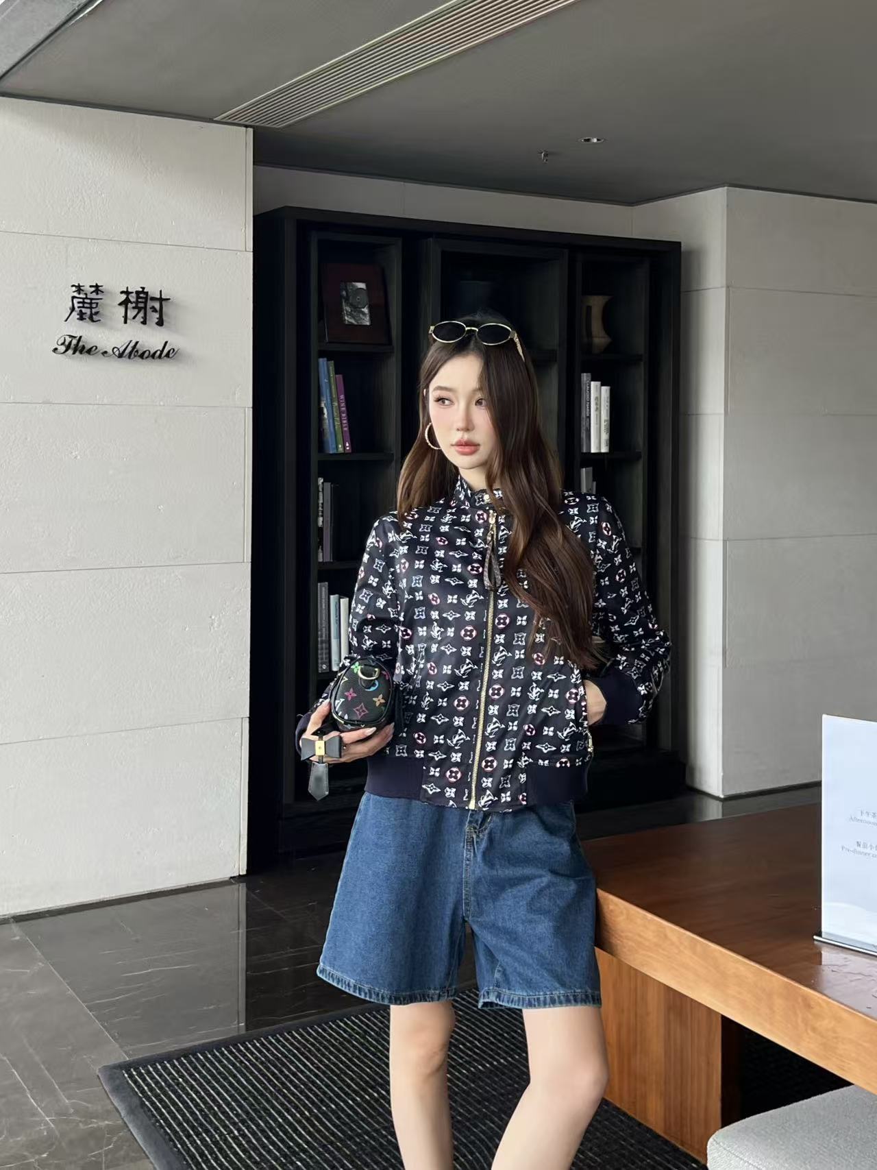 LV高品質プリントのジップアップジャケット【50％割引+送料無料】