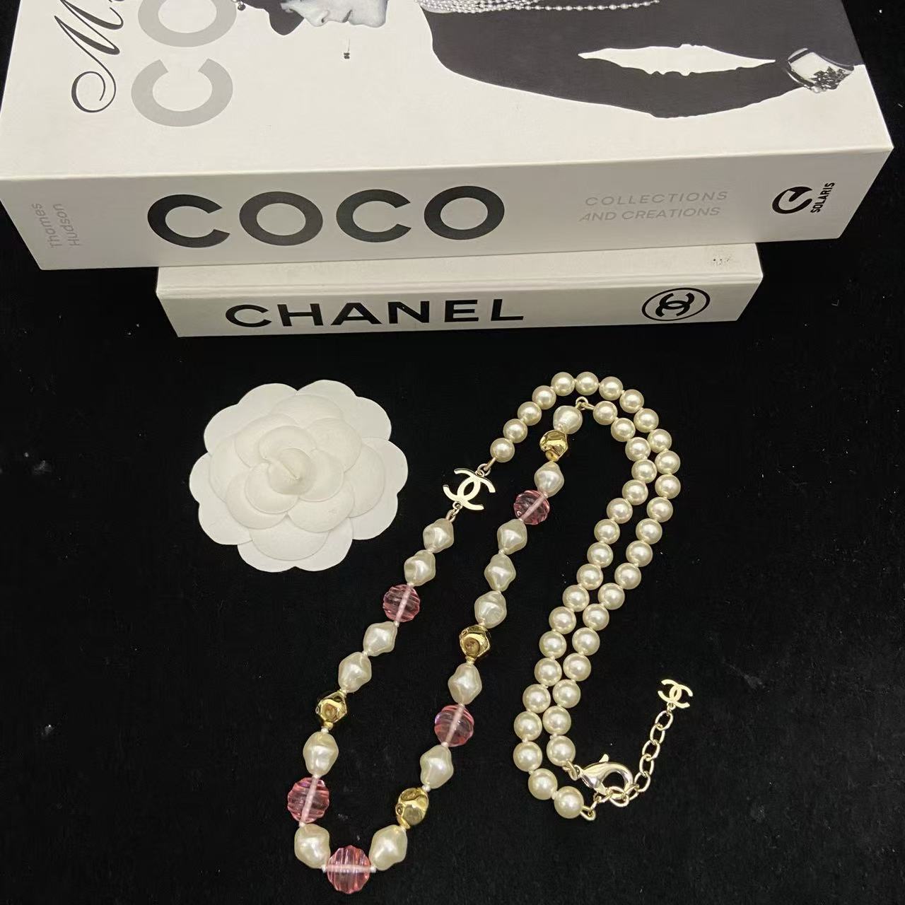 CHANE1 ダブルC ジェムストーンパールネックレス【50％割引+送料無料】