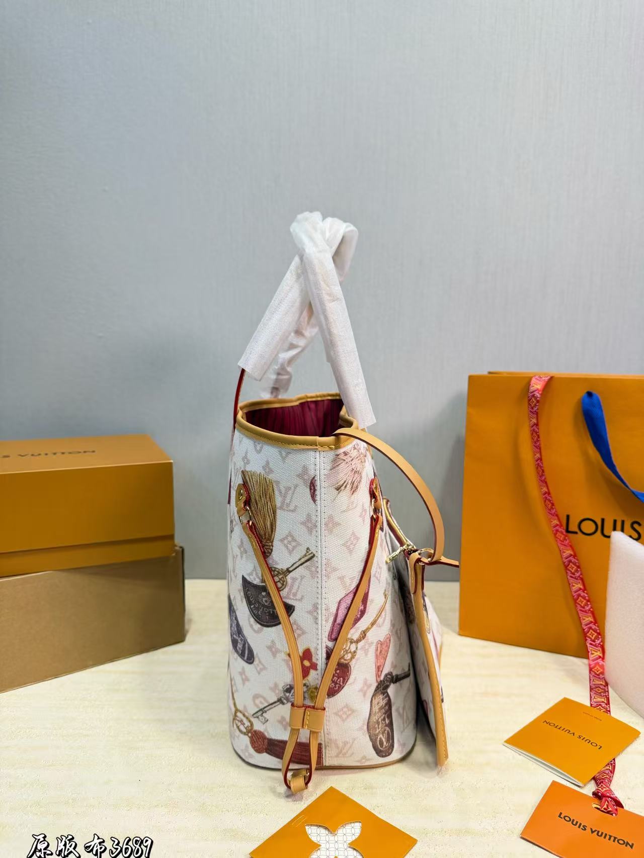 LV Neverfullショッピングバッグ【50％割引+送料無料】