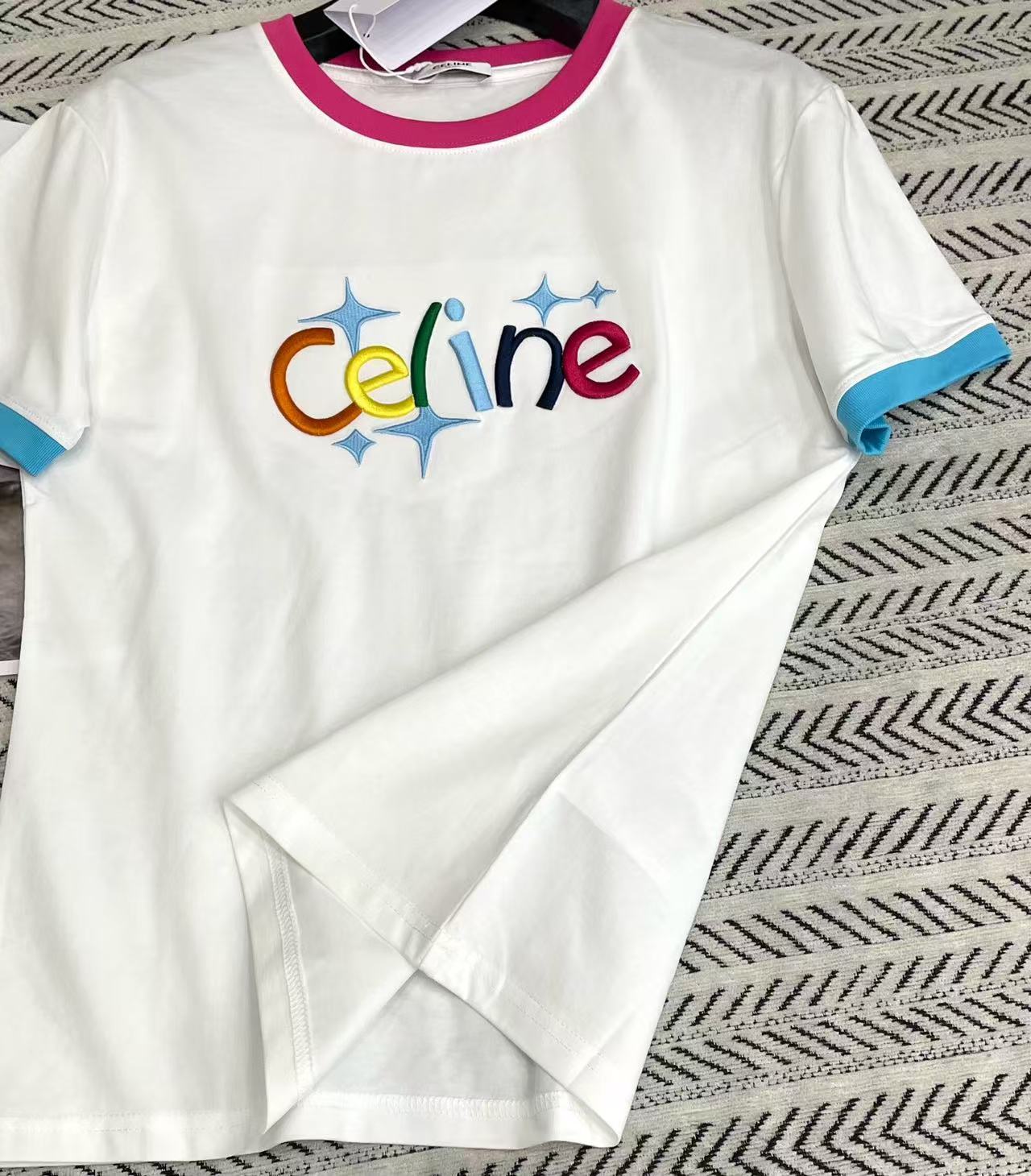 CEL1NE カラフル刺繍文字Tシャツ【50％割引+送料無料】