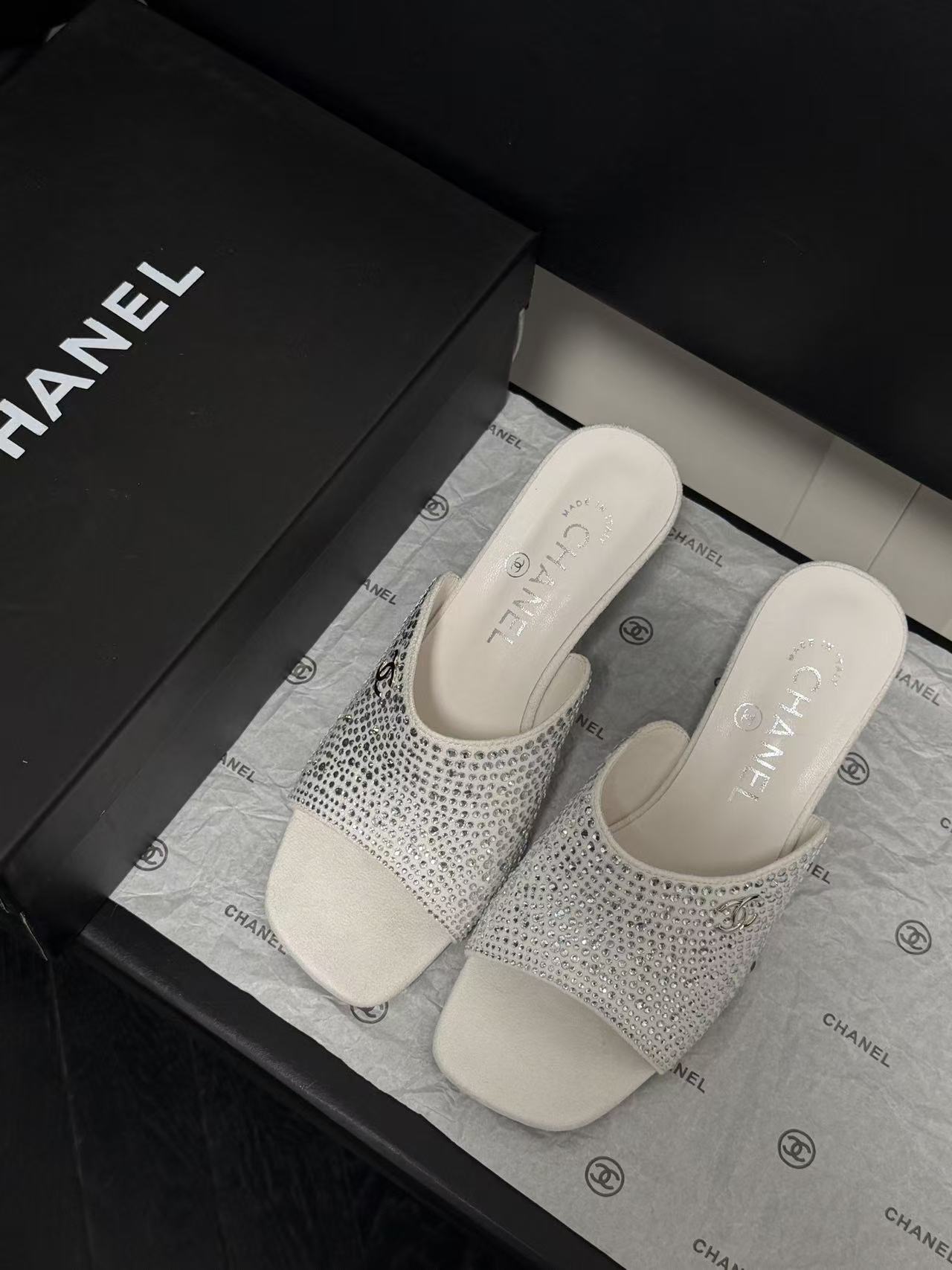 CHANE1 ダブルC ローヒール【50％割引+送料無料】