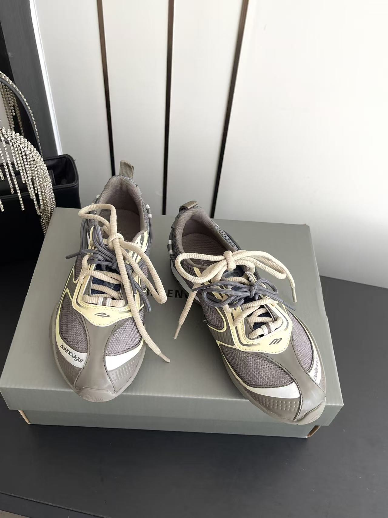 BALENC1AG 高品質レースアップカジュアルシューズ【50％割引+送料無料】