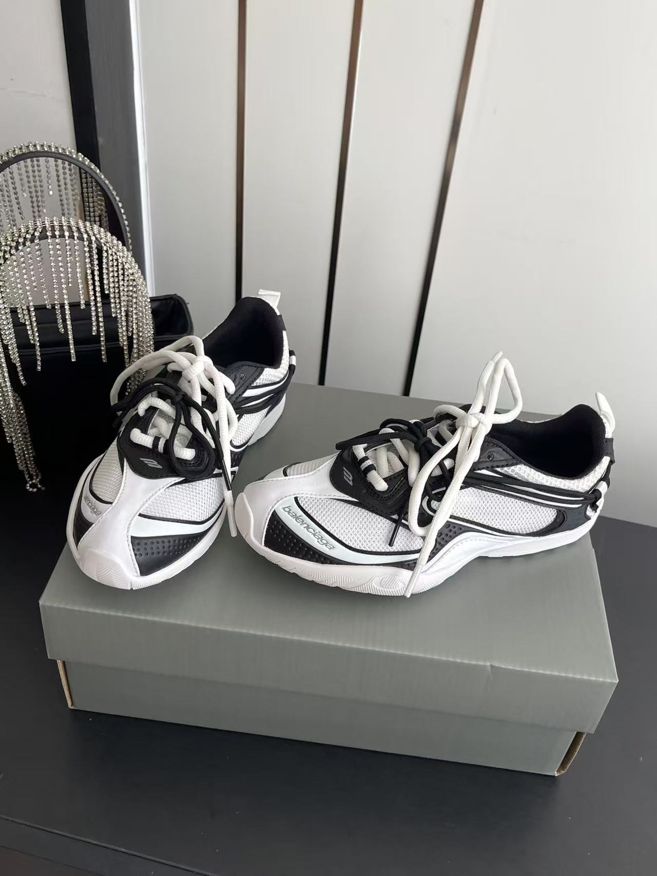 BALENC1AG 高品質レースアップカジュアルシューズ【50％割引+送料無料】