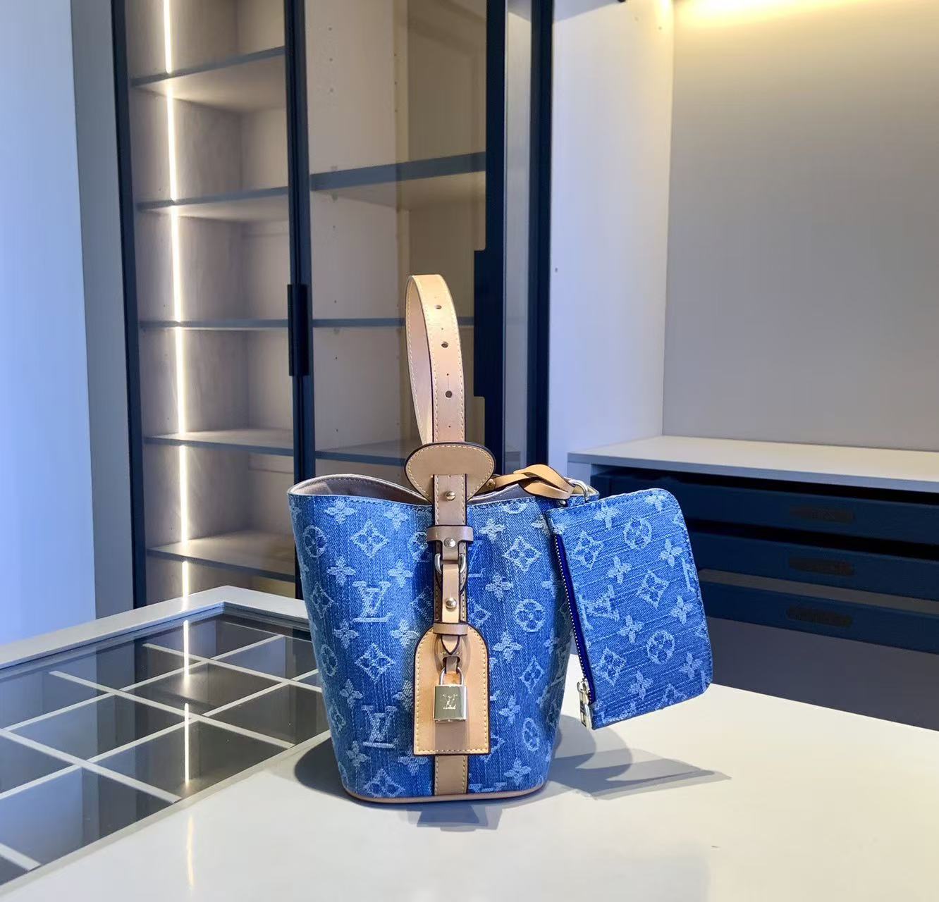 【LV 】コンビネーション3点セット【50％割引+送料無料】X865