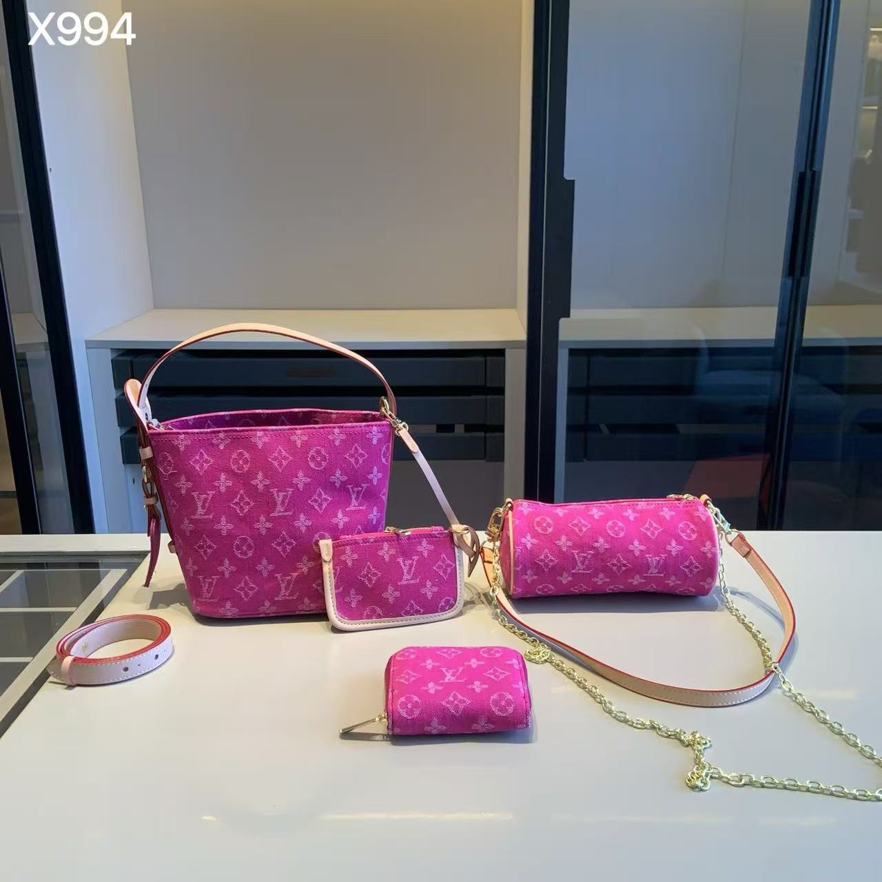 【LV 】コンビネーション3点セット【50％割引+送料無料】X994