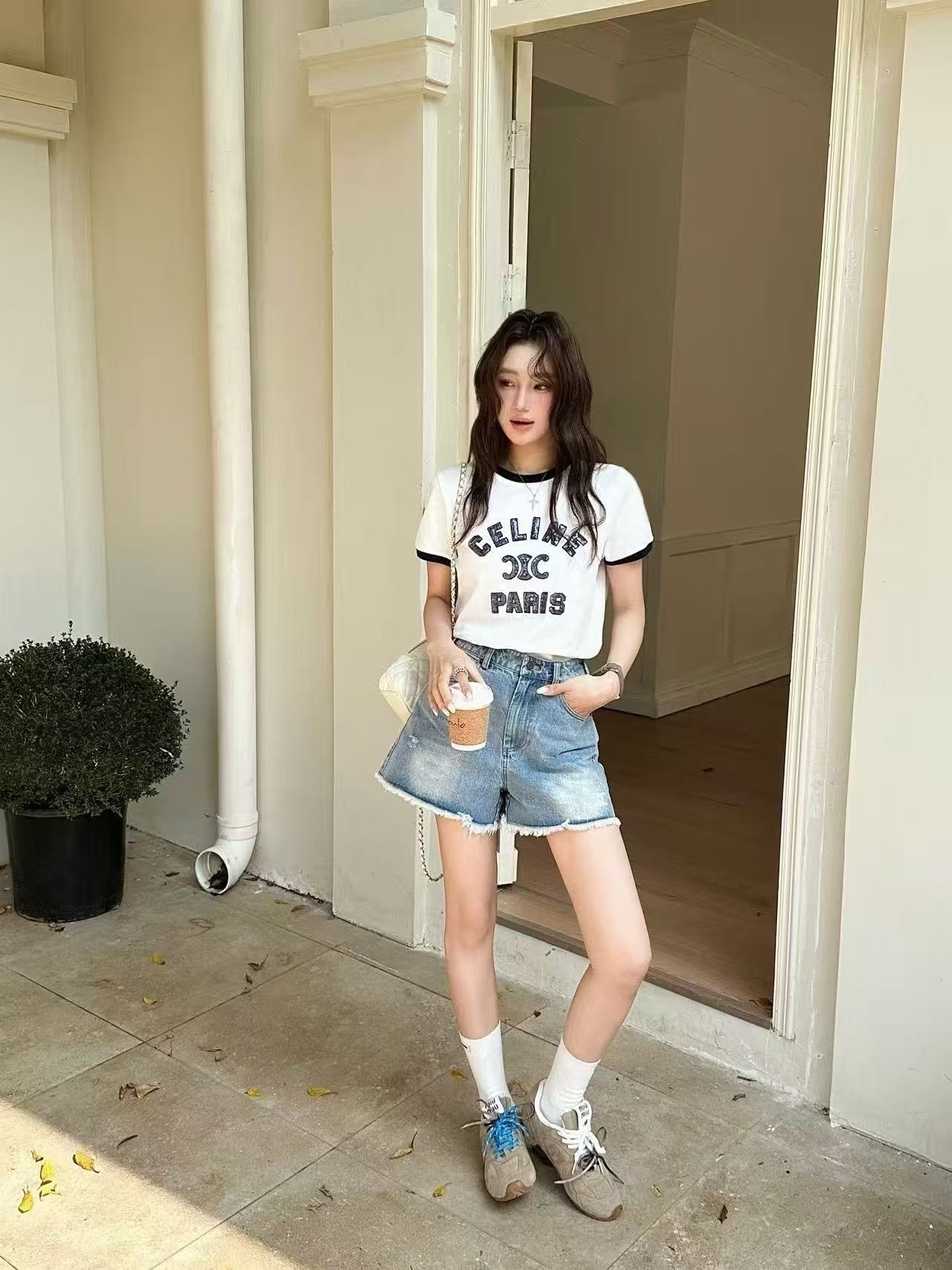 CEL1NE スパンコール付き凱旋門刺繍レターTシャツ【50％割引+送料無料】