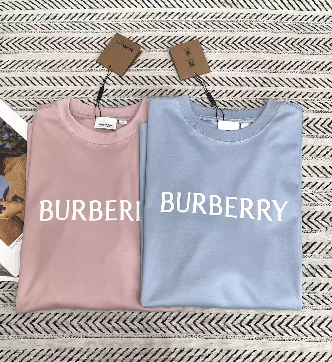 BUR8ERRY シンプルレターTシャツ【50％割引+送料無料】
