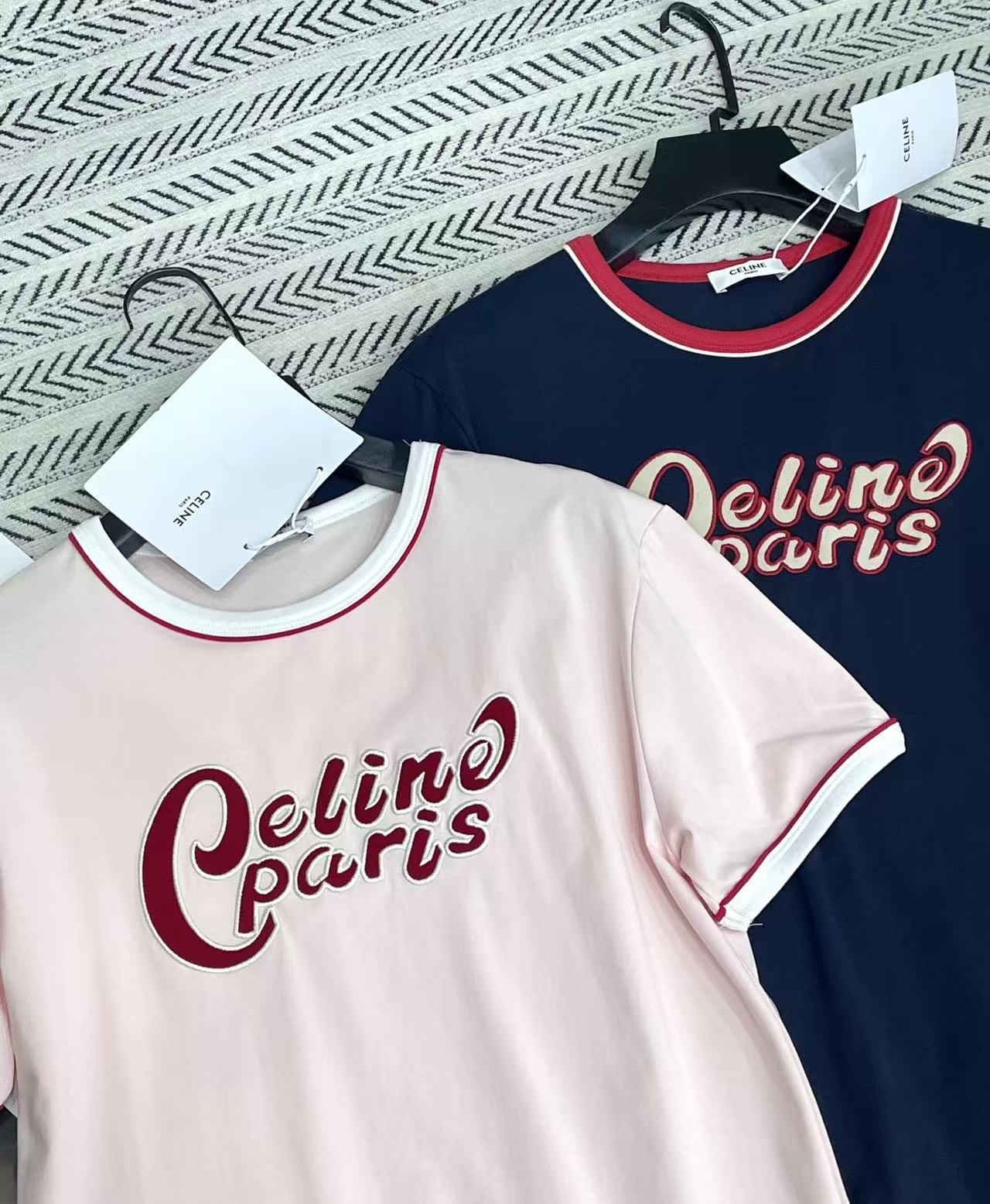 CEL1NE カラーブロックレターTシャツ【50％割引+送料無料】