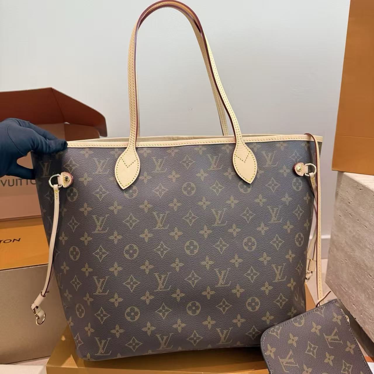 LV Neverfullショッピングバッグ【50％割引+送料無料】