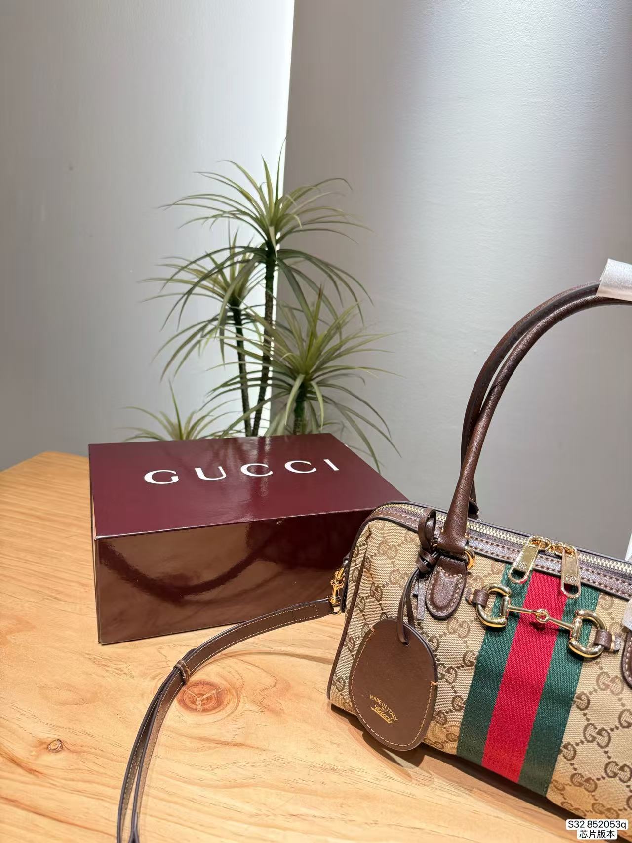 GUCC1 プリントハンドバッグ【50％割引+送料無料】
