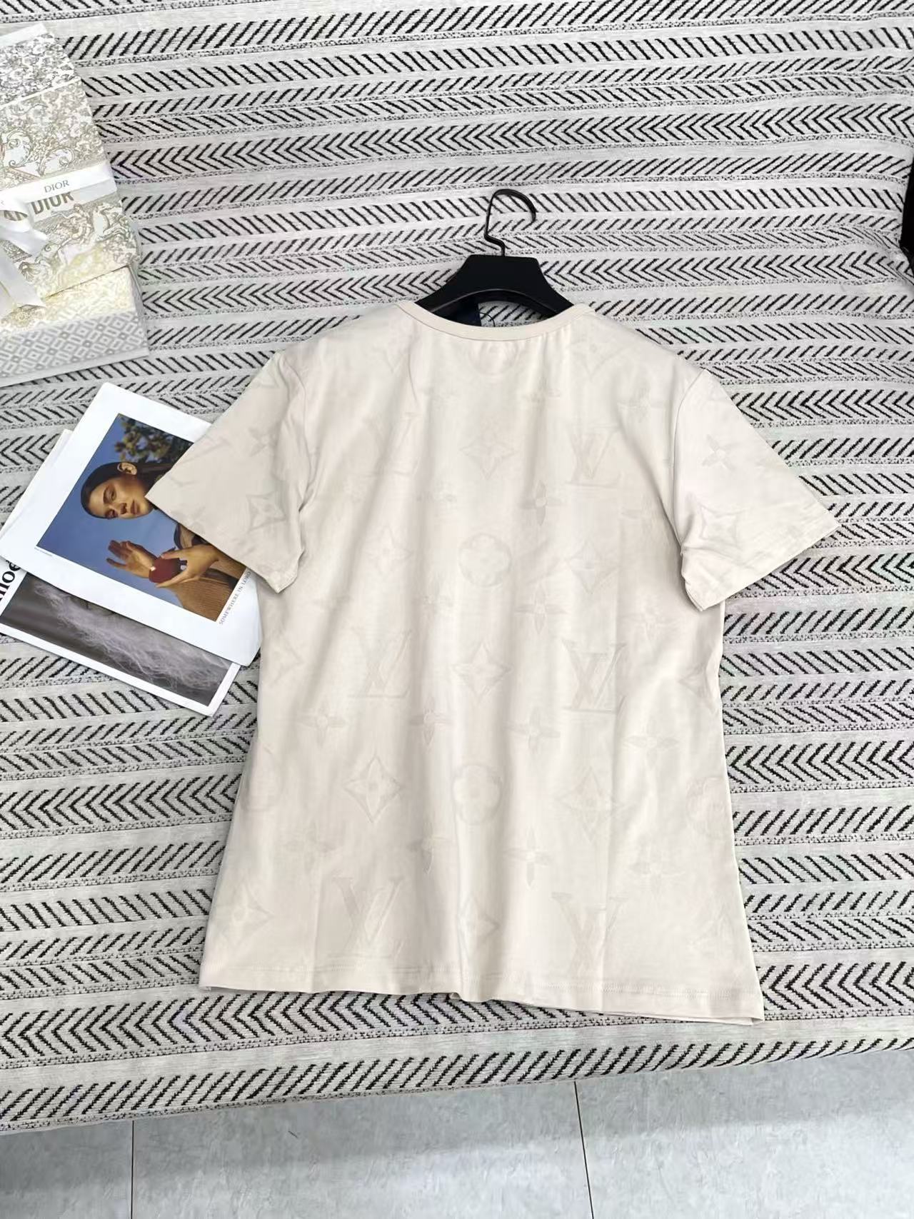 LV四つ葉のクローバー柄Tシャツ【50%割引+送料無料】