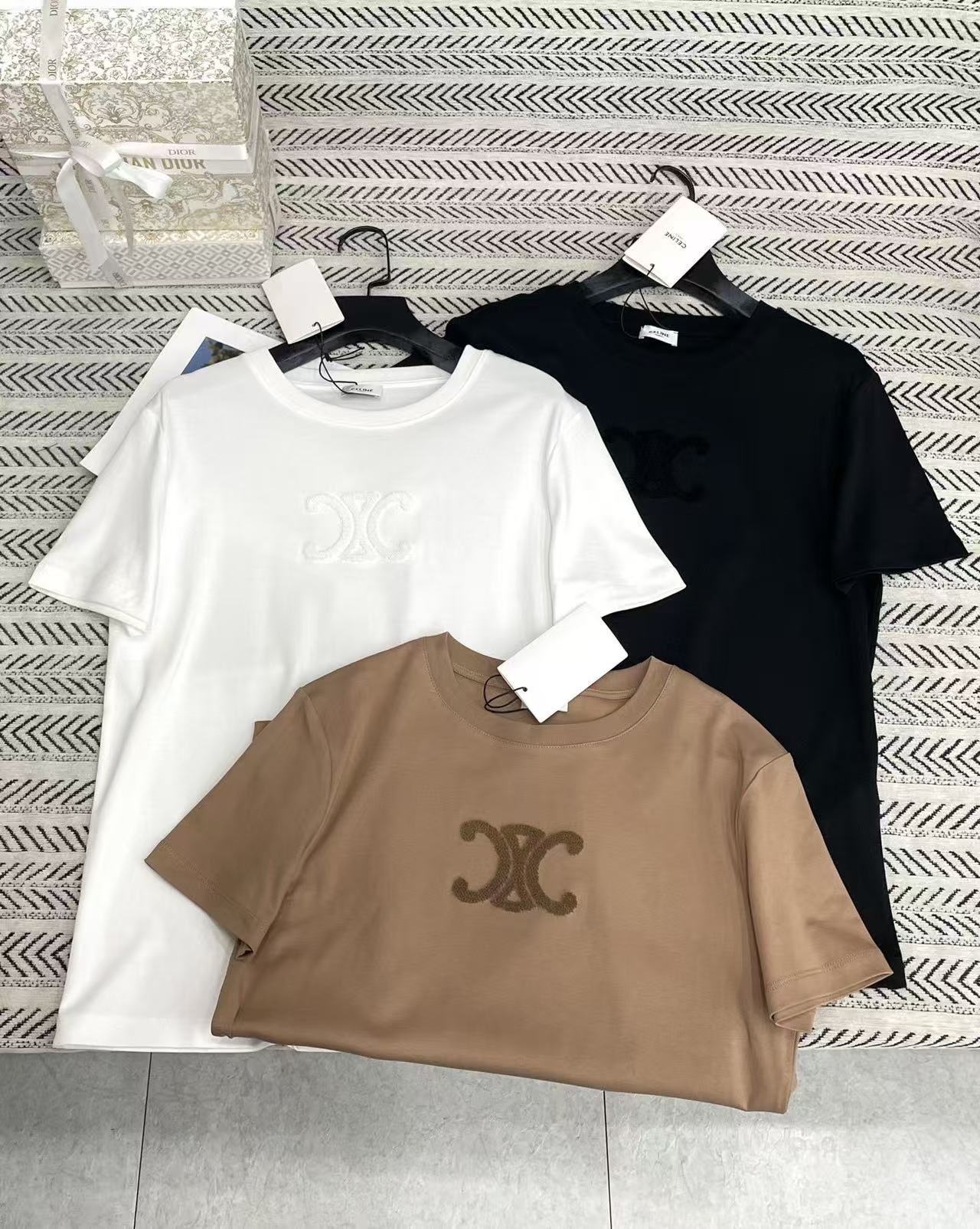 CEL1NE シンプル凱旋門 Tシャツ【50％割引+送料無料】