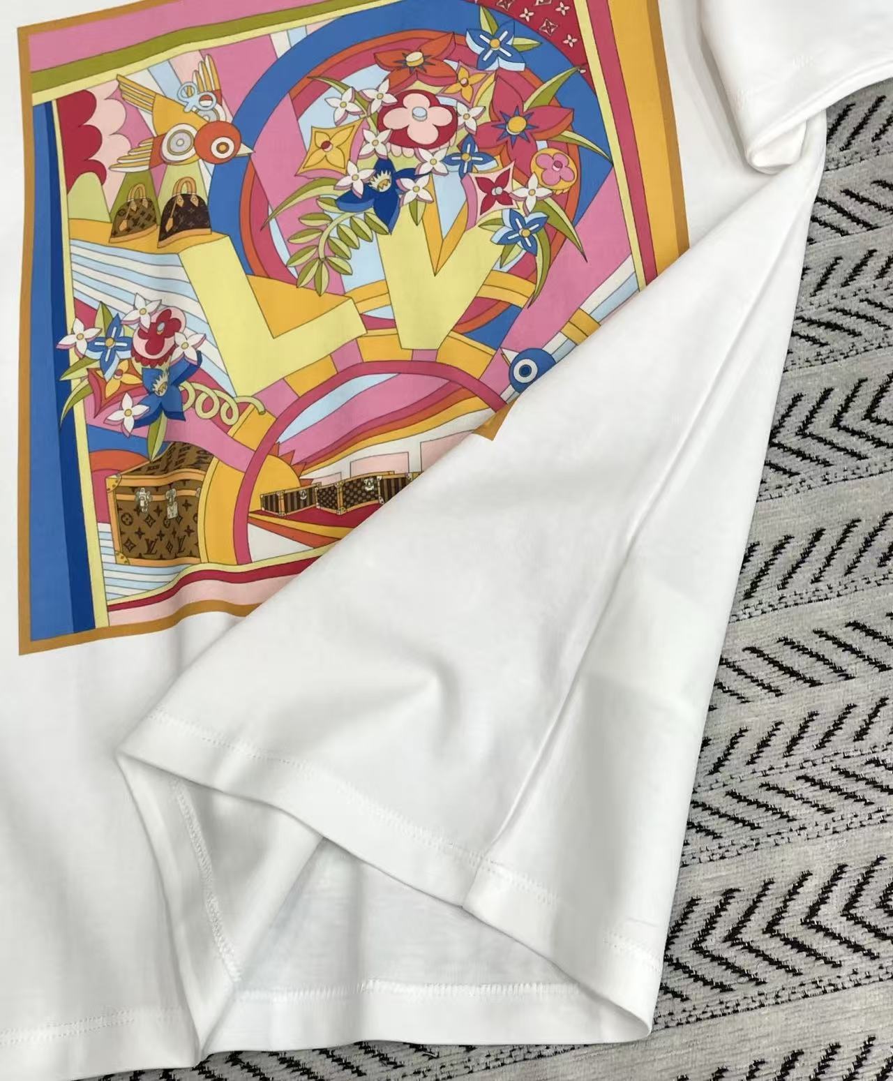 LVプリントTシャツ【50%割引+送料無料】