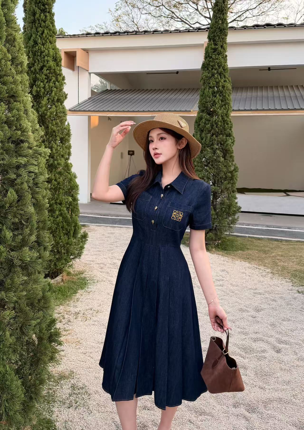 L0WEW刺繍ロゴ入りデニムドレス【50%割引+送料無料】