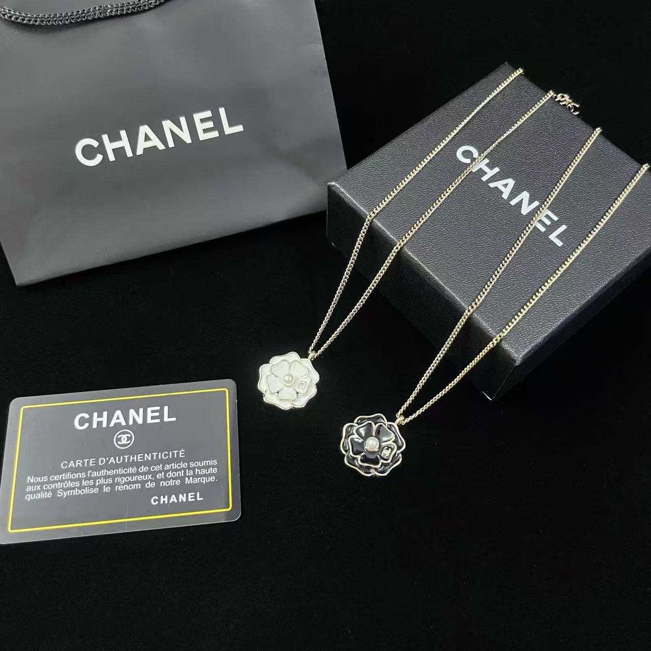 CHANE1 カメリア ダブルC ネックレス【50％割引+送料無料】