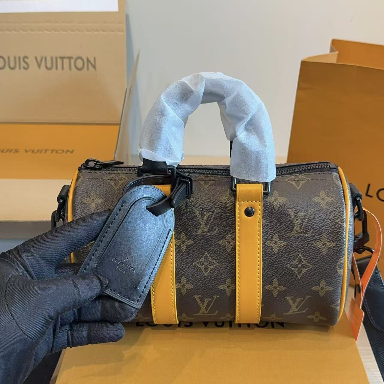 LV X Nigo Keepallハンドバッグ【50％割引+送料無料】